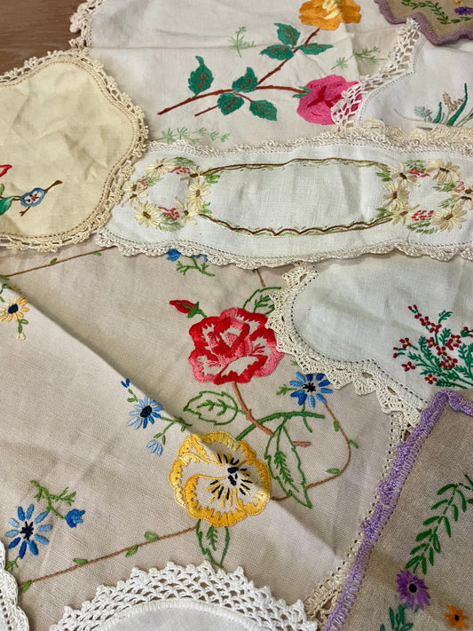 Bulk Lot 13 Vintage Doilies & Table Cloth