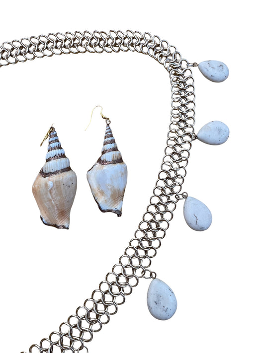 Gold Tone Belly Belt with Howlite Drops
