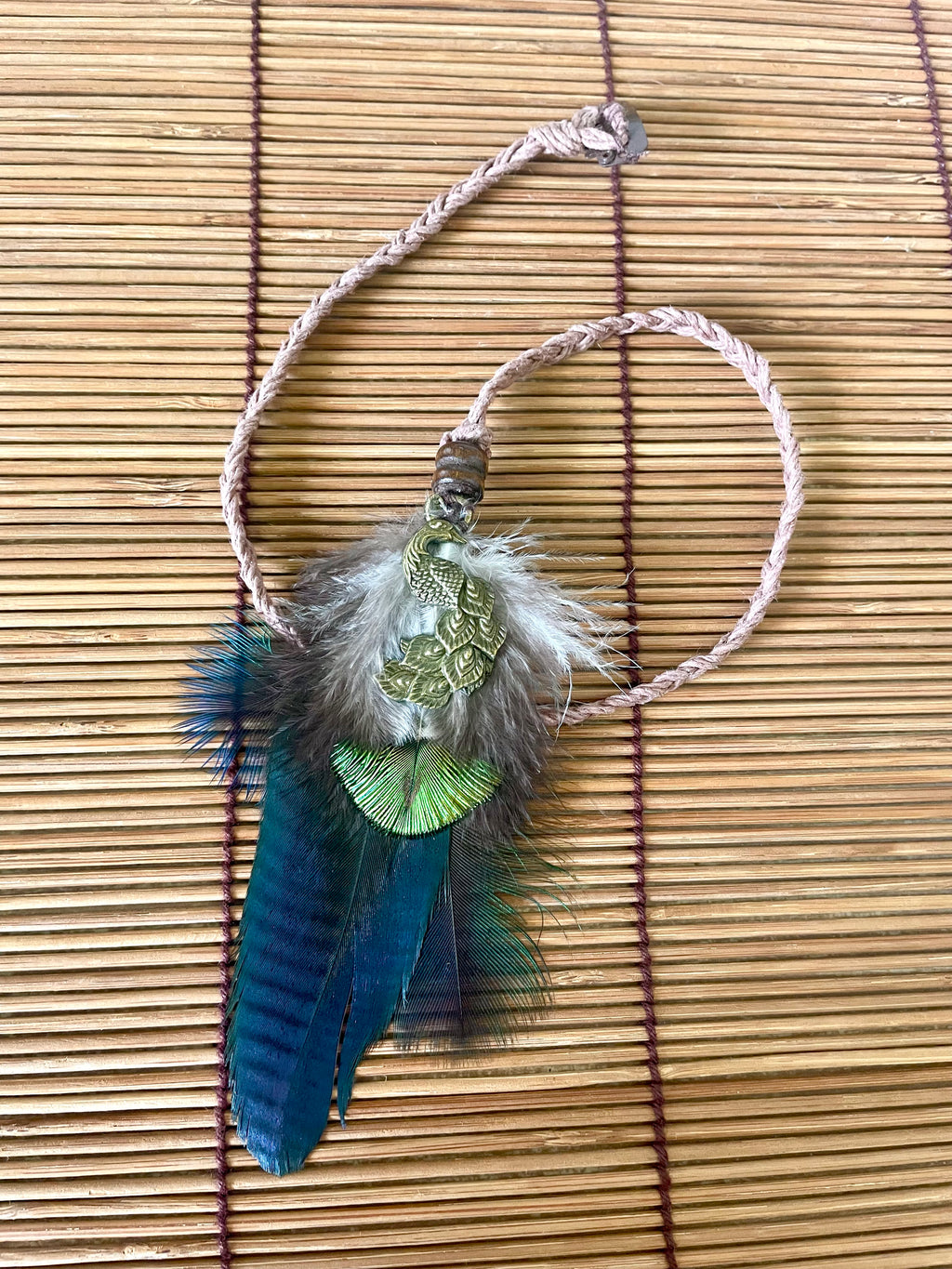 Feather & Hemp Hair Extension - Iridescent with Brass Peacock