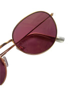 Pink shade retro sunglasses with gold frames