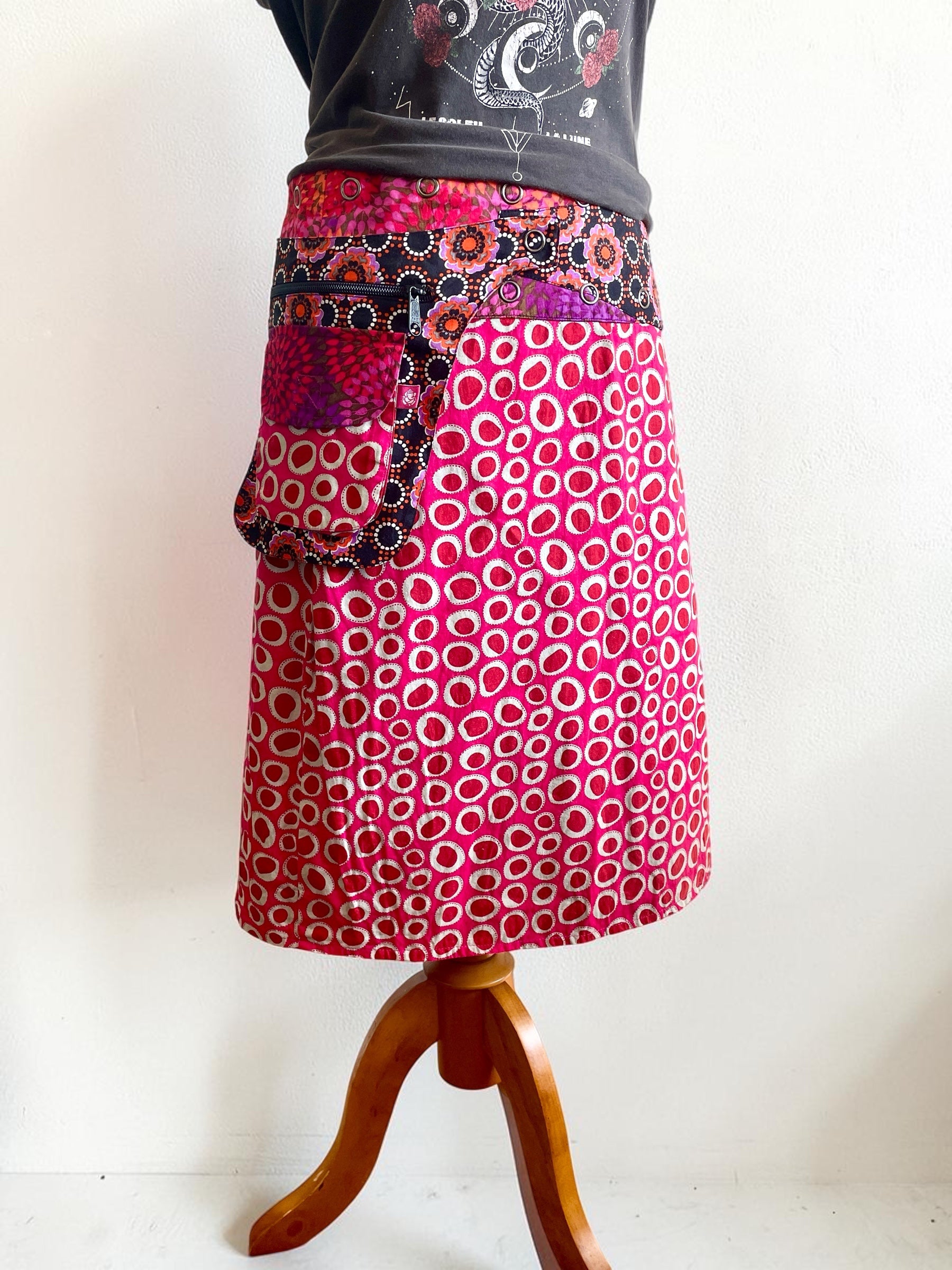 Bold Print Adjustable Wrap Skirt with Pocket - Pink