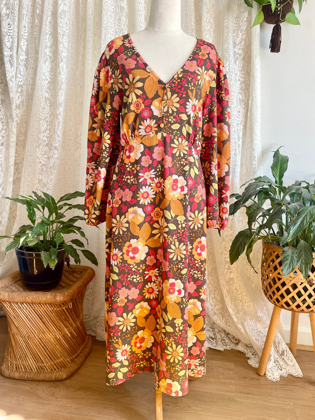 70s Style Retro Print Midi Dress