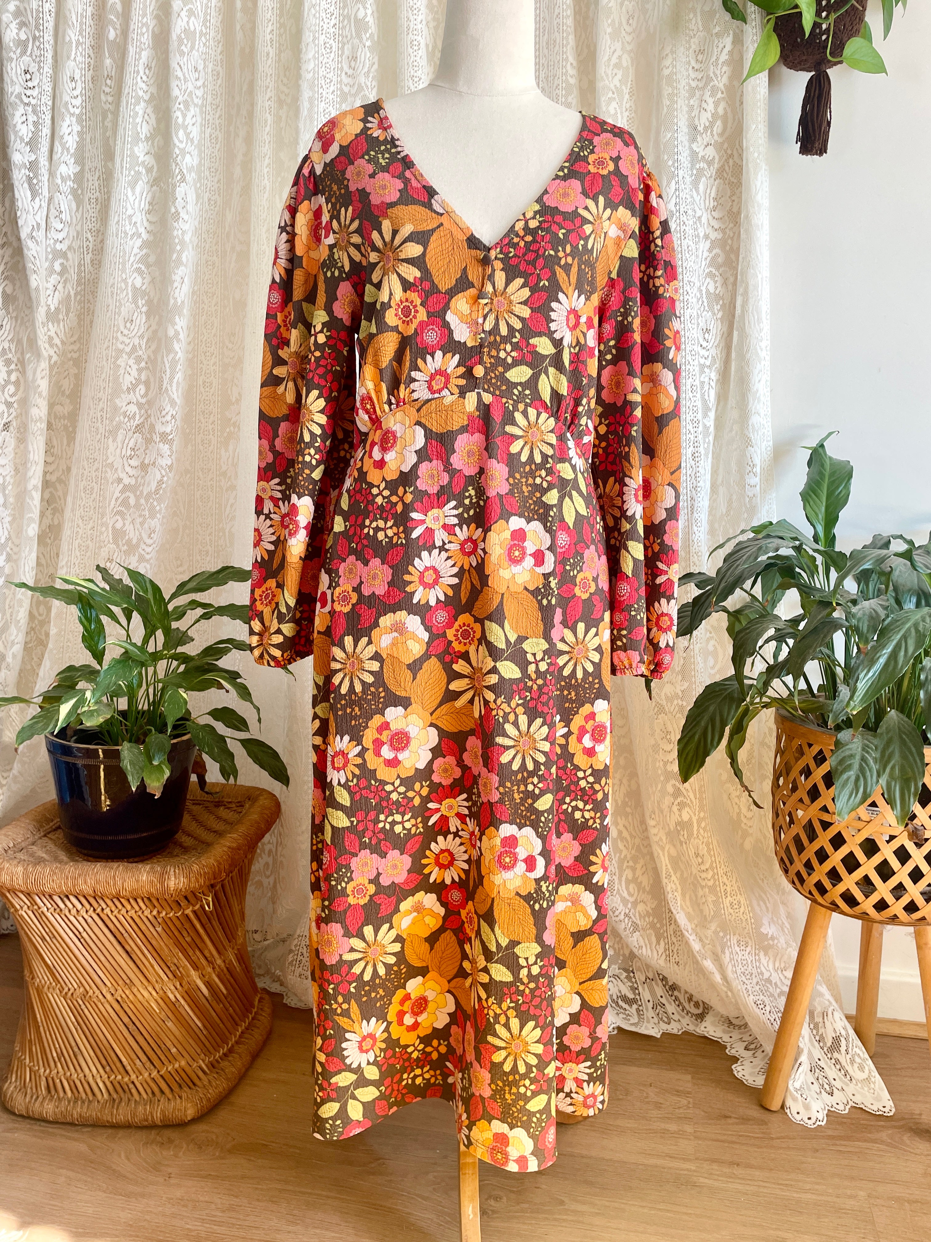 70s Style Retro Print Midi Dress