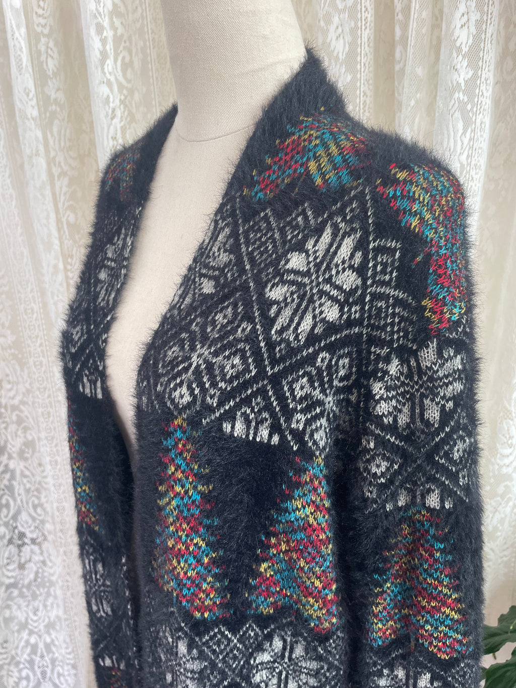 Black & Multicolour Pattern Eyelash knit cardigan
