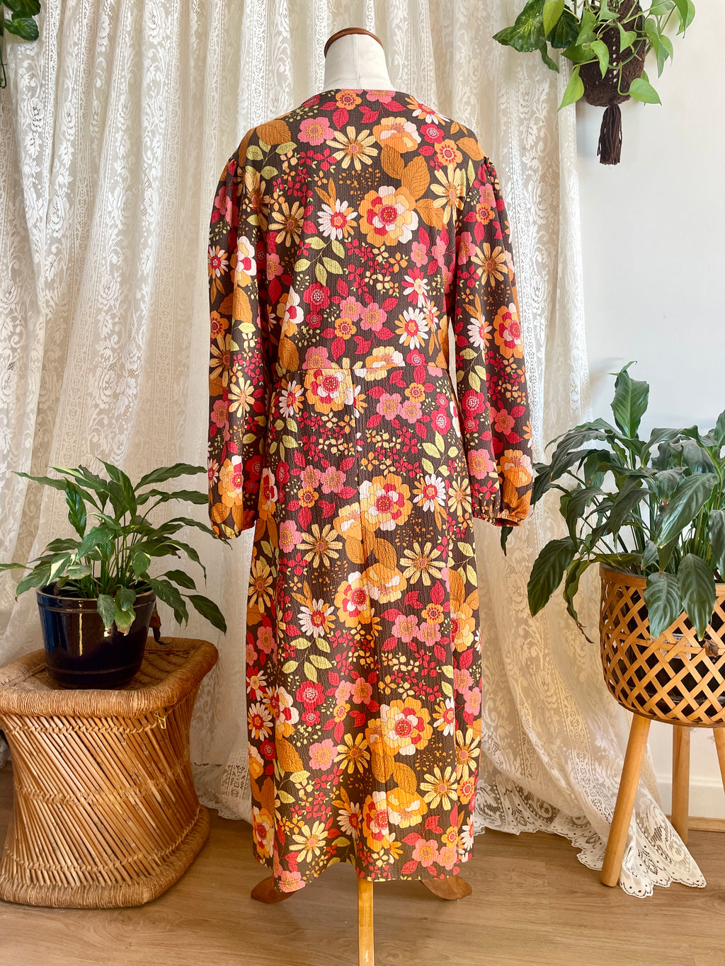 70s Style Retro Print Midi Dress