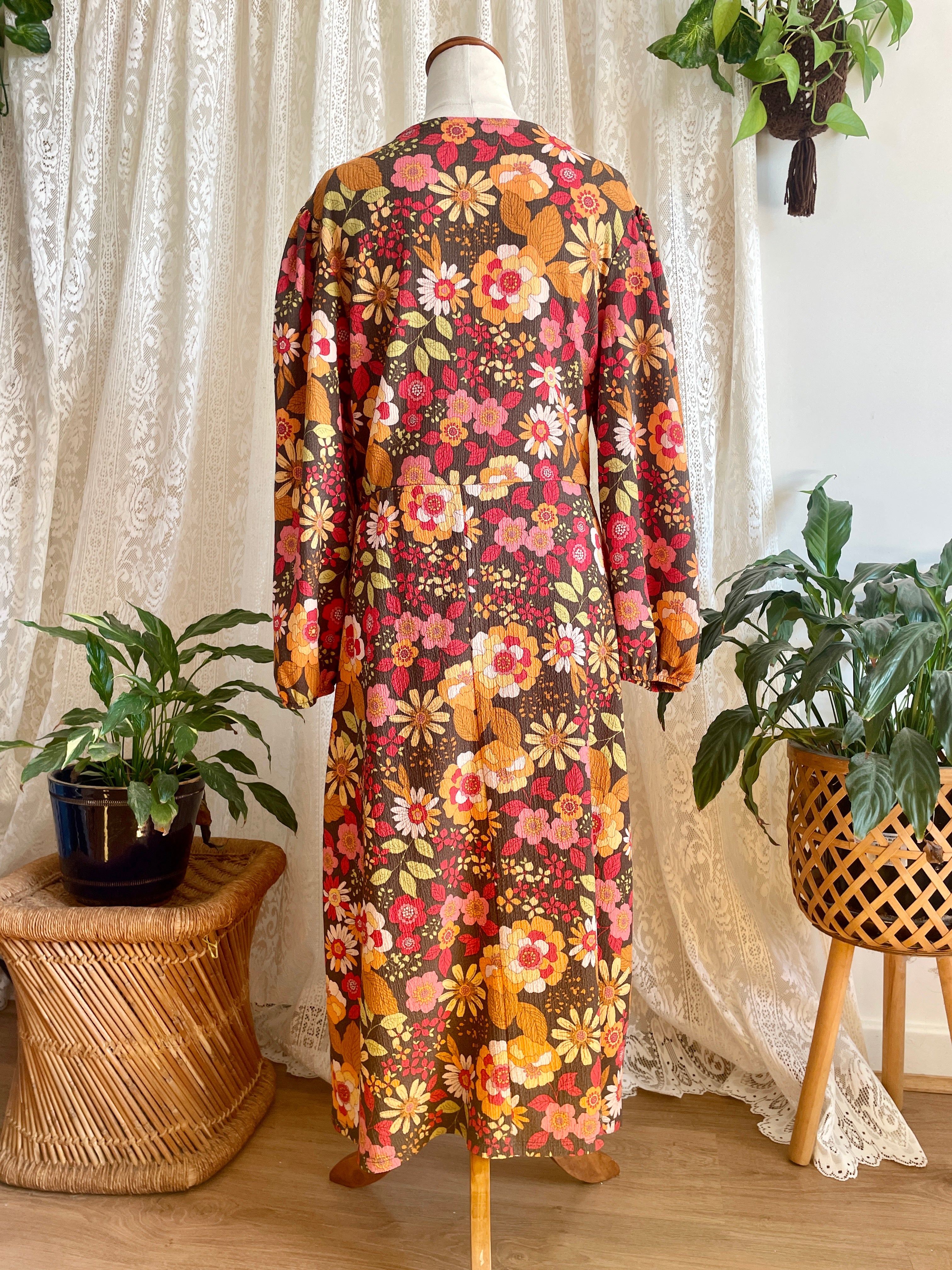 70s Style Retro Print Midi Dress