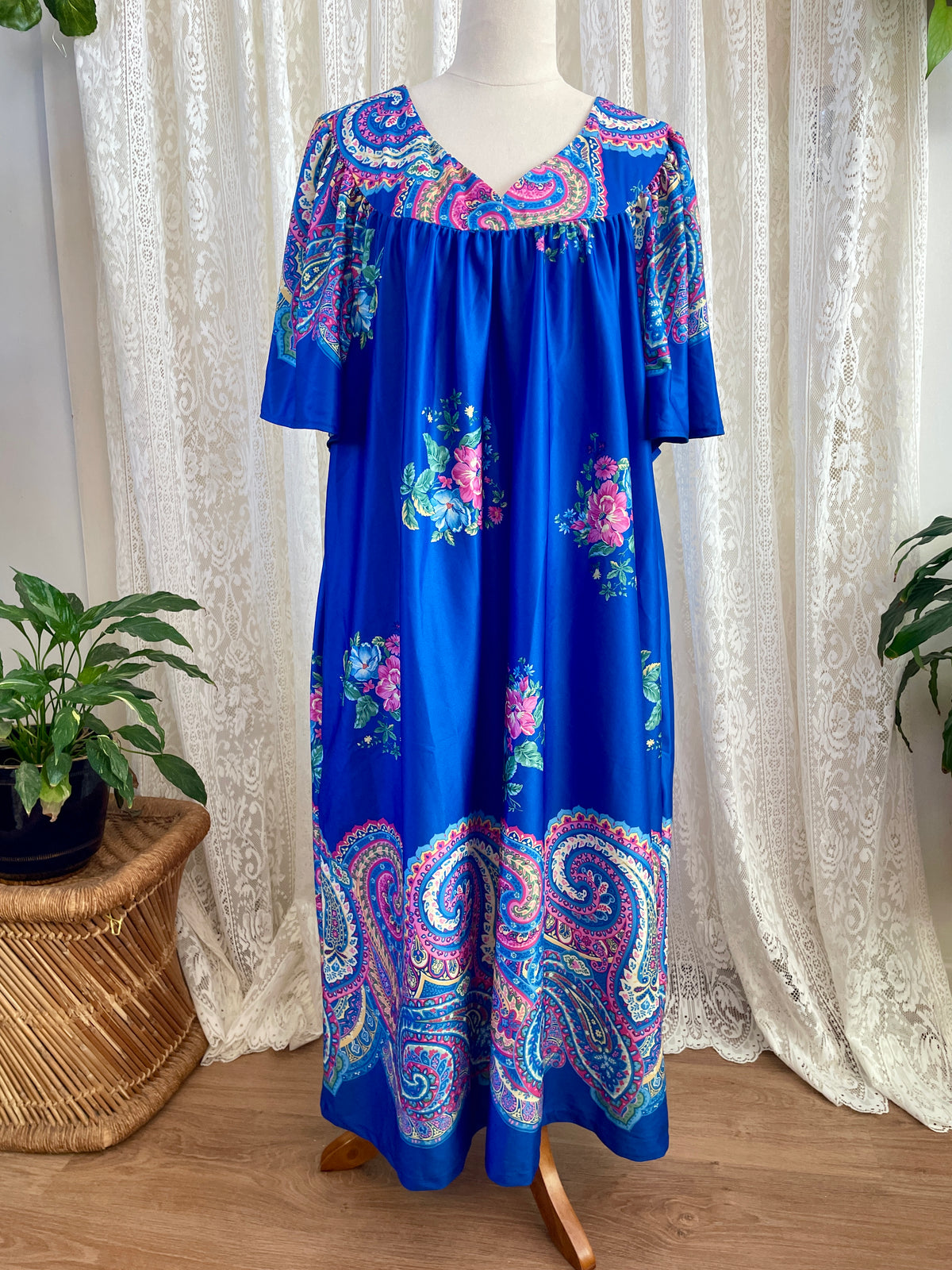 Vintage 1970s Blue Granada New York House Dress with Pockets