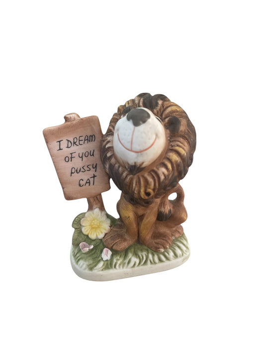 Vintage Kitsch Ceramic Lion with sign