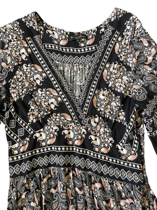 Black/beige paisley print 3/4 sleeve dress Sz M