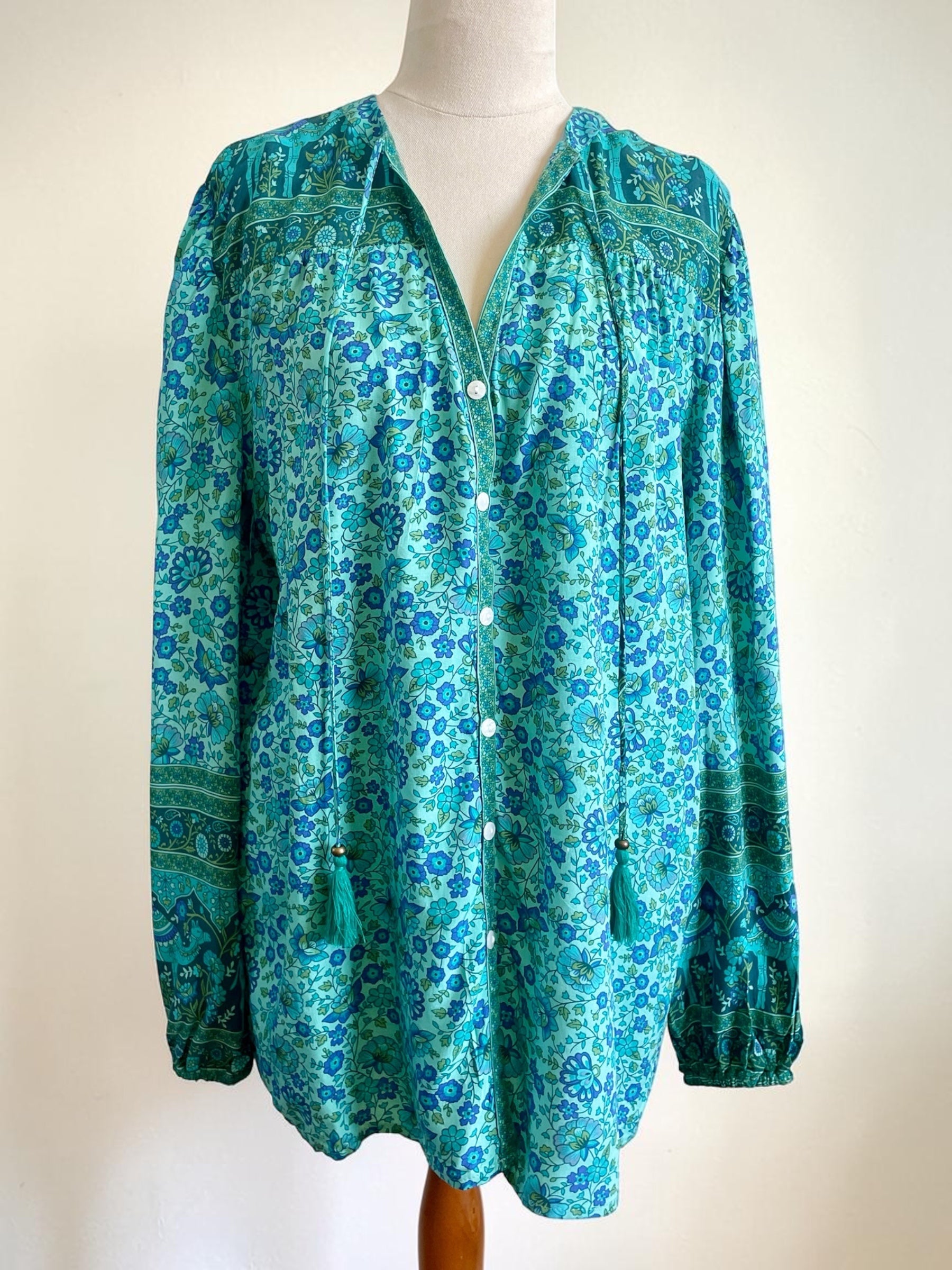70s Inspired Turquoise Gypsy Border Print Blouse Sz 14