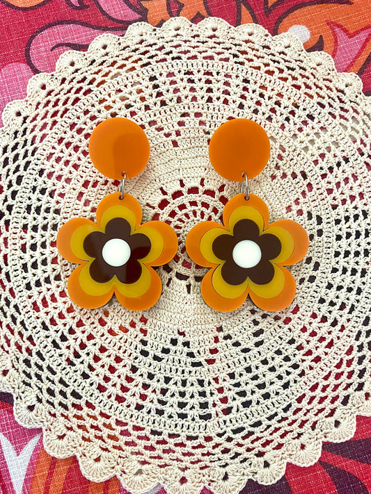 Retro Groovy Flower Earrings Tangerine