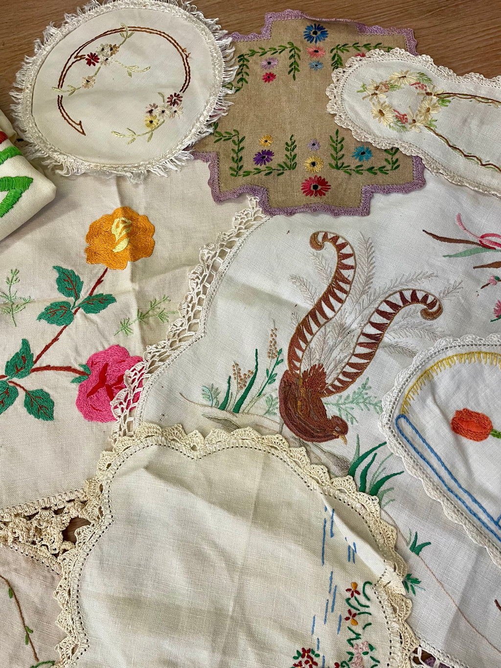 Bulk Lot 13 Vintage Doilies & Table Cloth