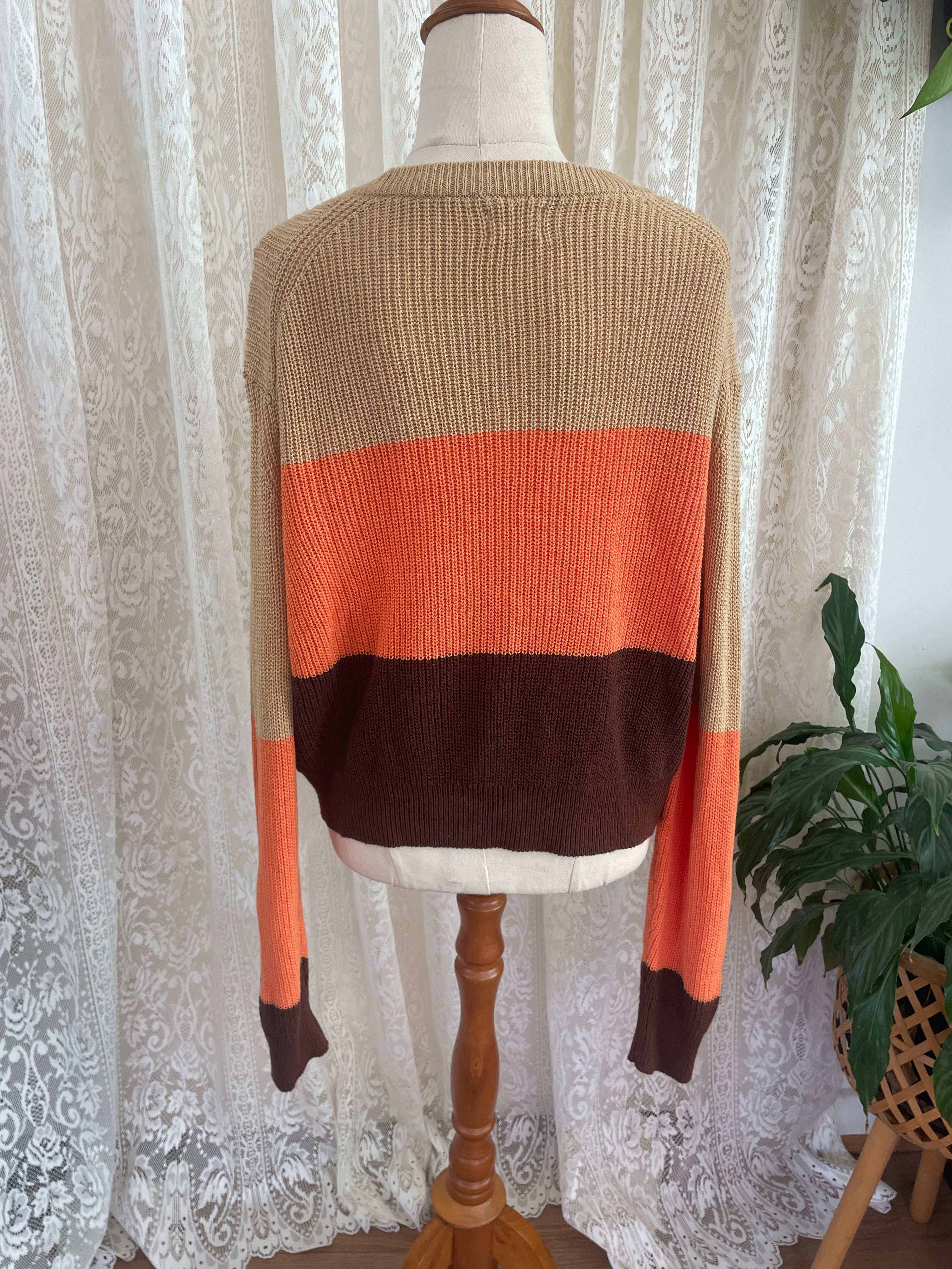Loose fit retro colour sweater