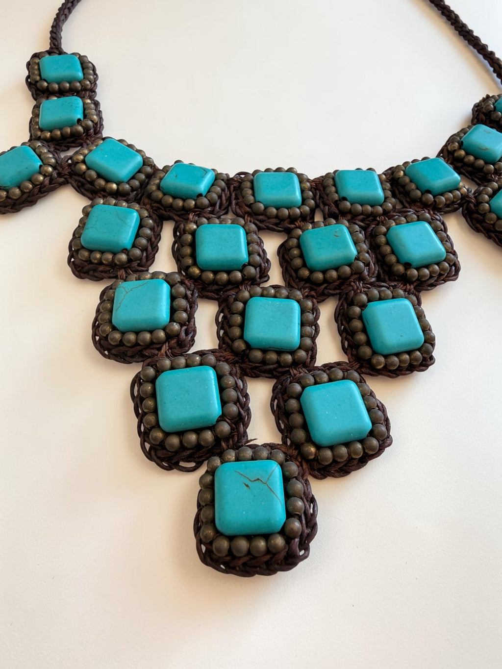 Vintage Y2K Boho Macrame Statement Necklace - Turquoise Howlite Bib Choker