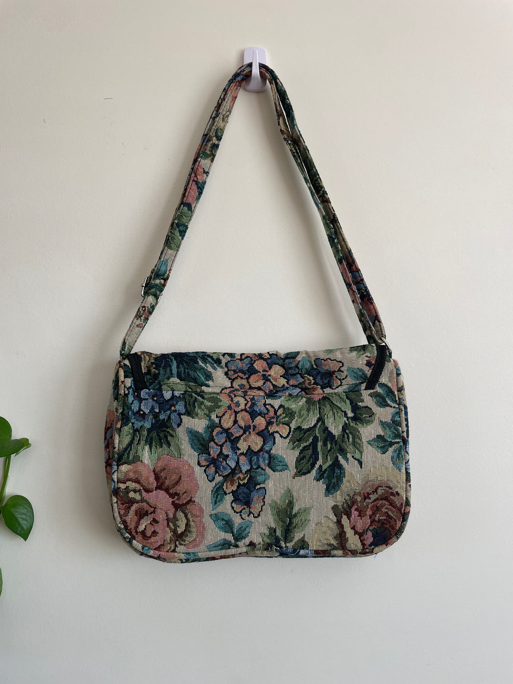 Vintage Style Tapestry Handbag with Adjustable Strap