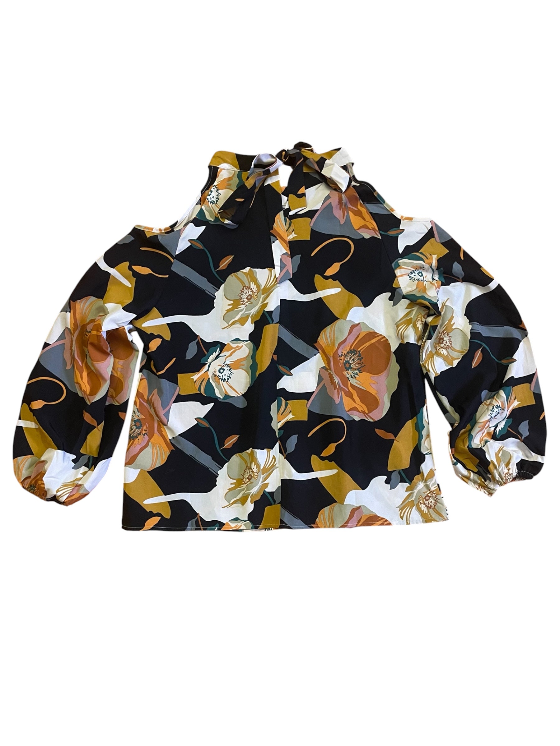 Peekaboo shoulder flowy floral blouse