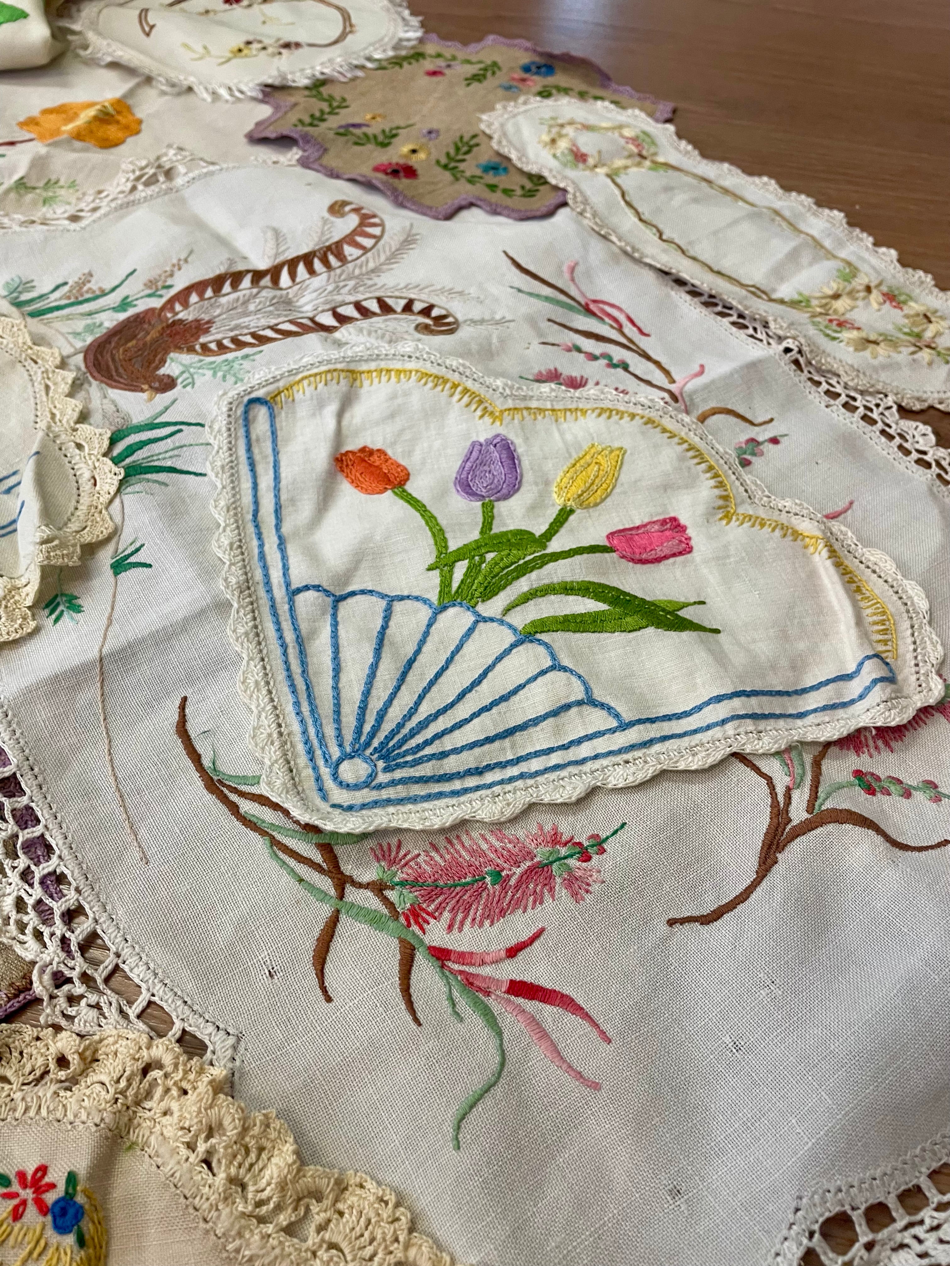 Bulk Lot 13 Vintage Doilies & Table Cloth