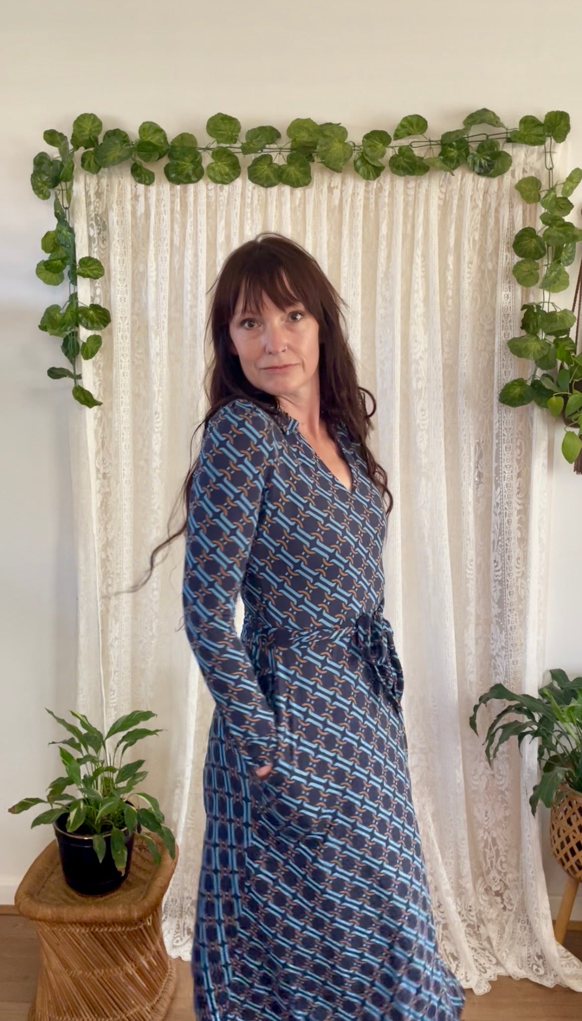 Retro Print Long Sleeve Belted Dress