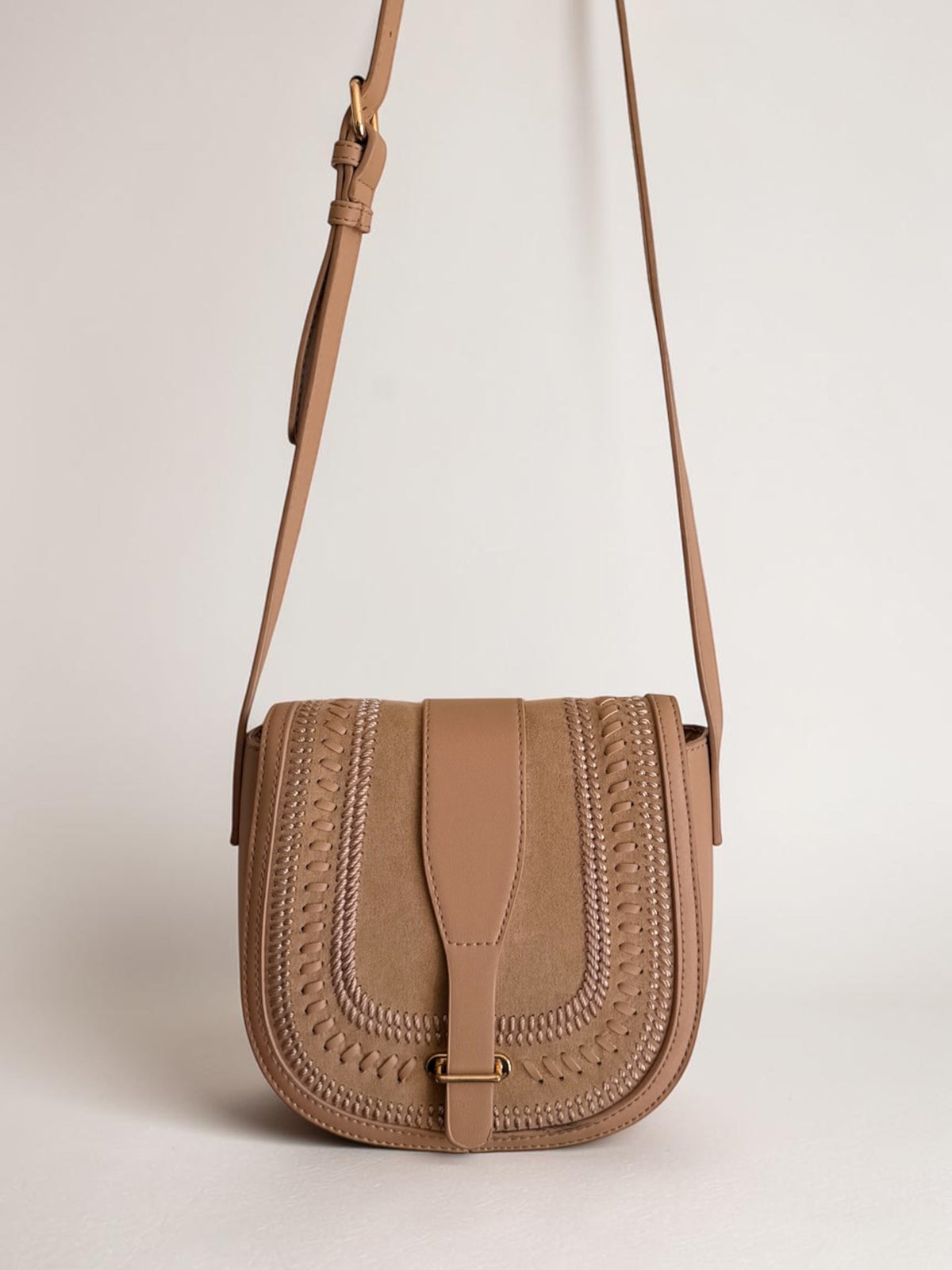 Sportsgirl Boho Faux Suede Saddle Crossbody Bag Whipstitch Detail Beige