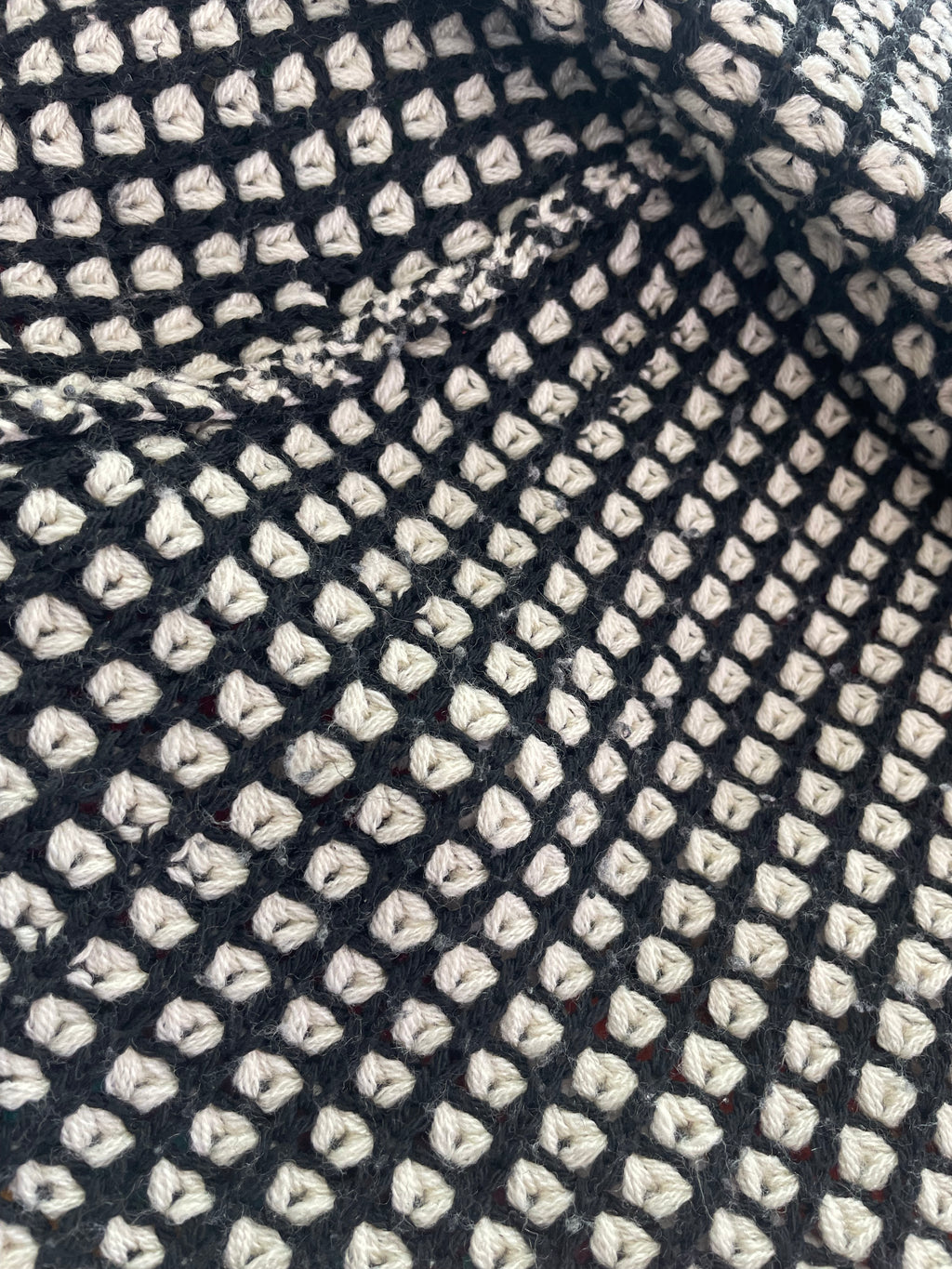 Black & white knitted tunic