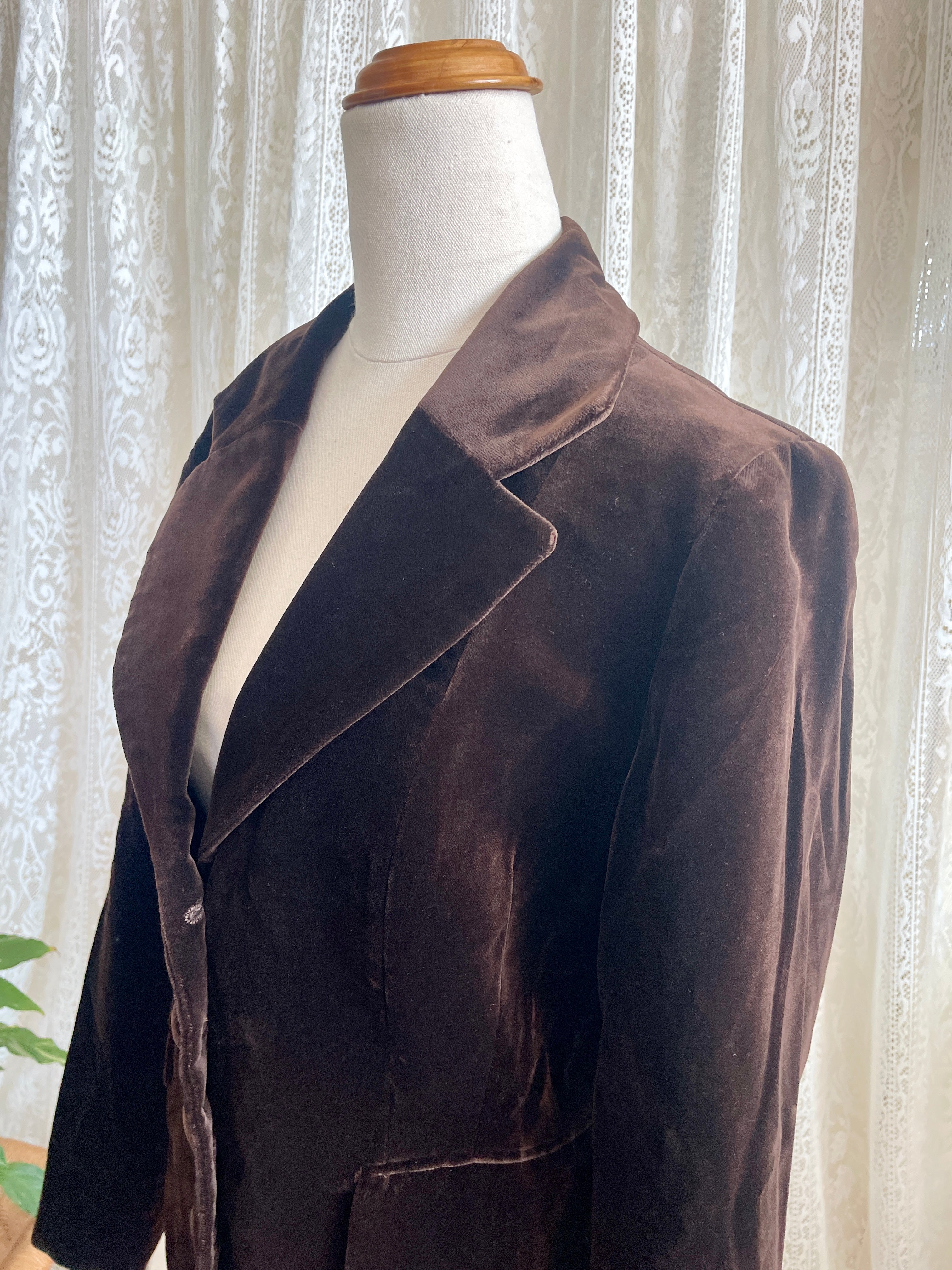 Vintage 90s N&B Classic Brown Velvet Blazer (Made in Spain) - Size AU 12