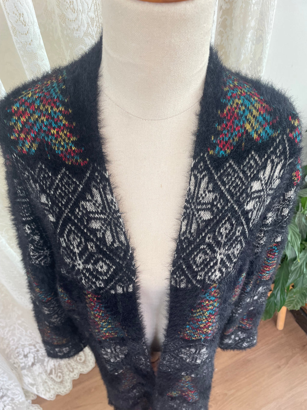 Black & Multicolour Pattern Eyelash knit cardigan