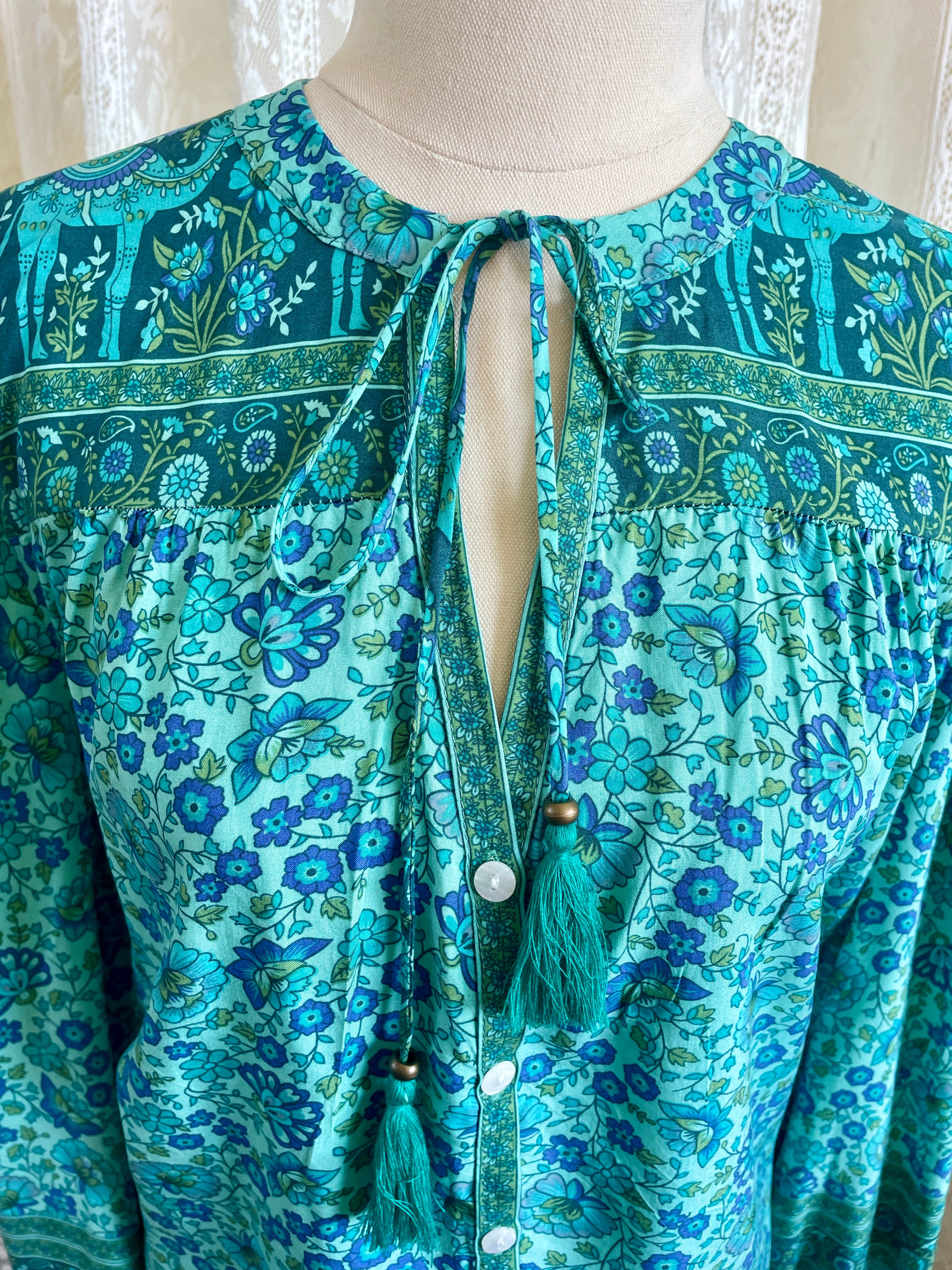 70s Inspired Turquoise Gypsy Border Print Blouse Sz 14