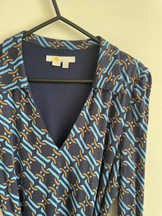 Retro Print Long Sleeve Belted Dress