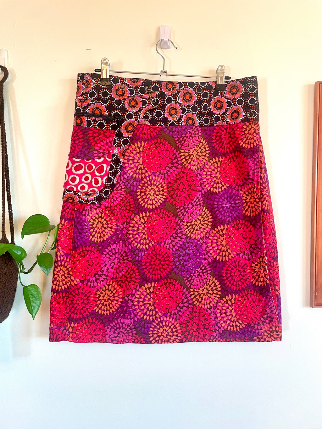 Bold Print Adjustable Wrap Skirt with Pocket - Pink