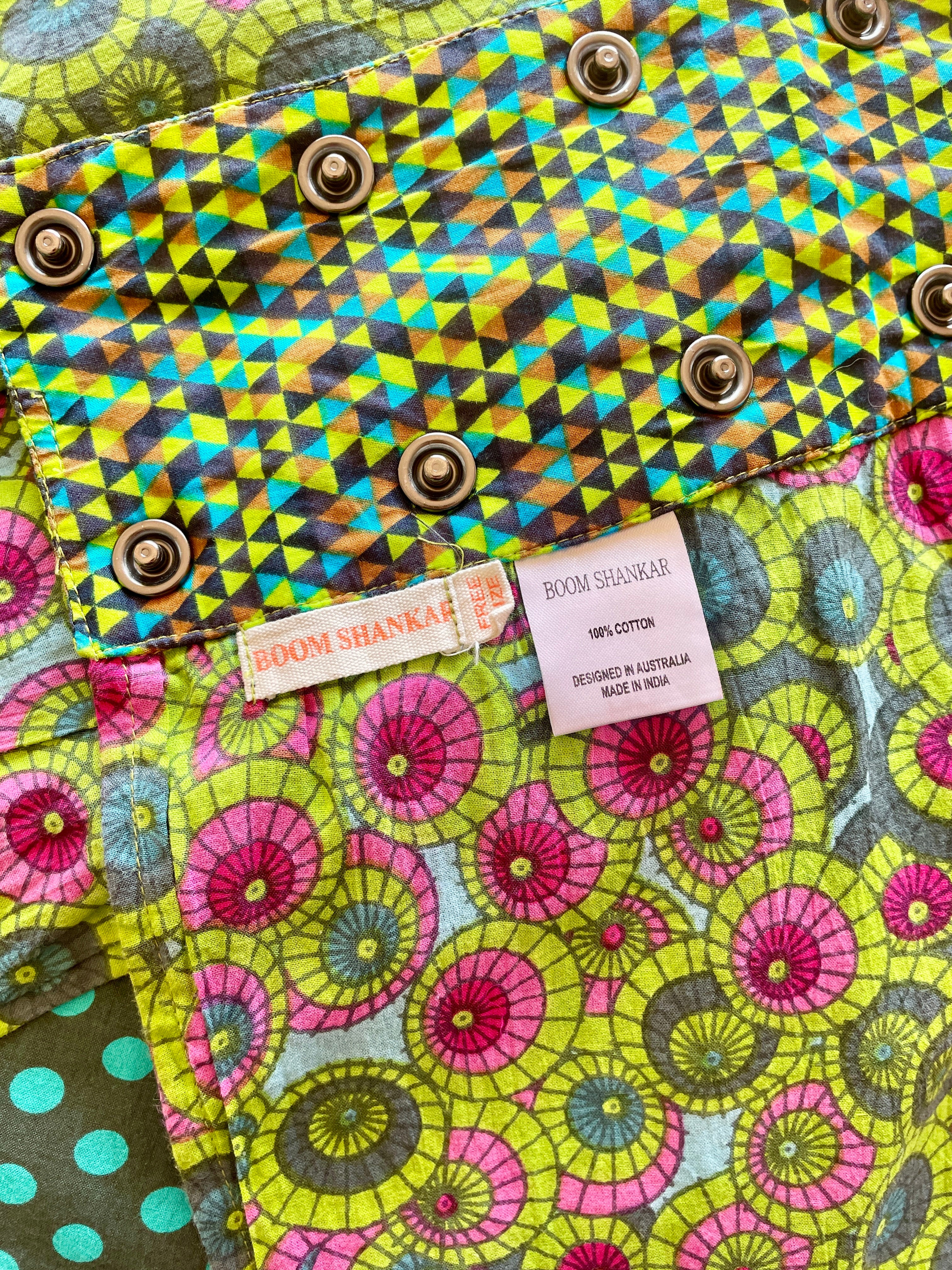 Bold Print Adjustable Wrap Skirt with Pocket - Green