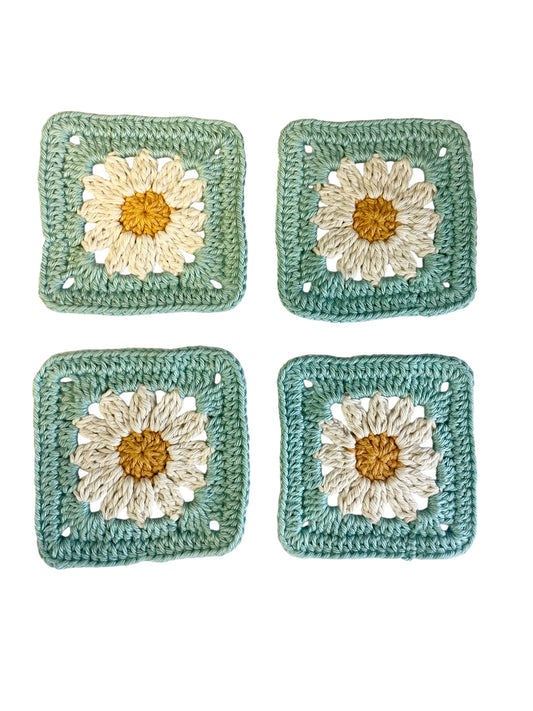 Crochet Daisy Coaster with Pale Blue Border
