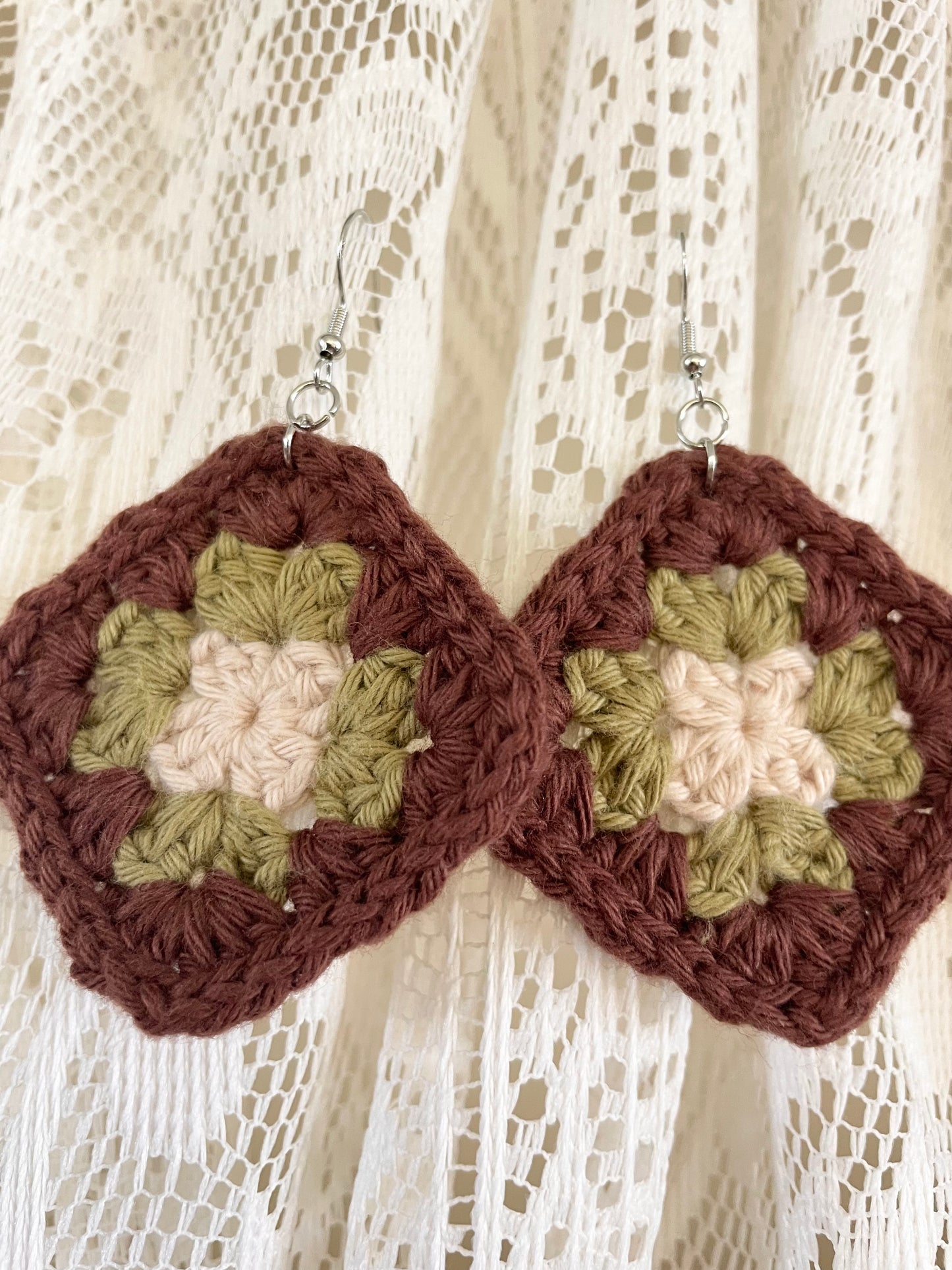 Crochet Mojo Moon Square Earrings - Brown/Green