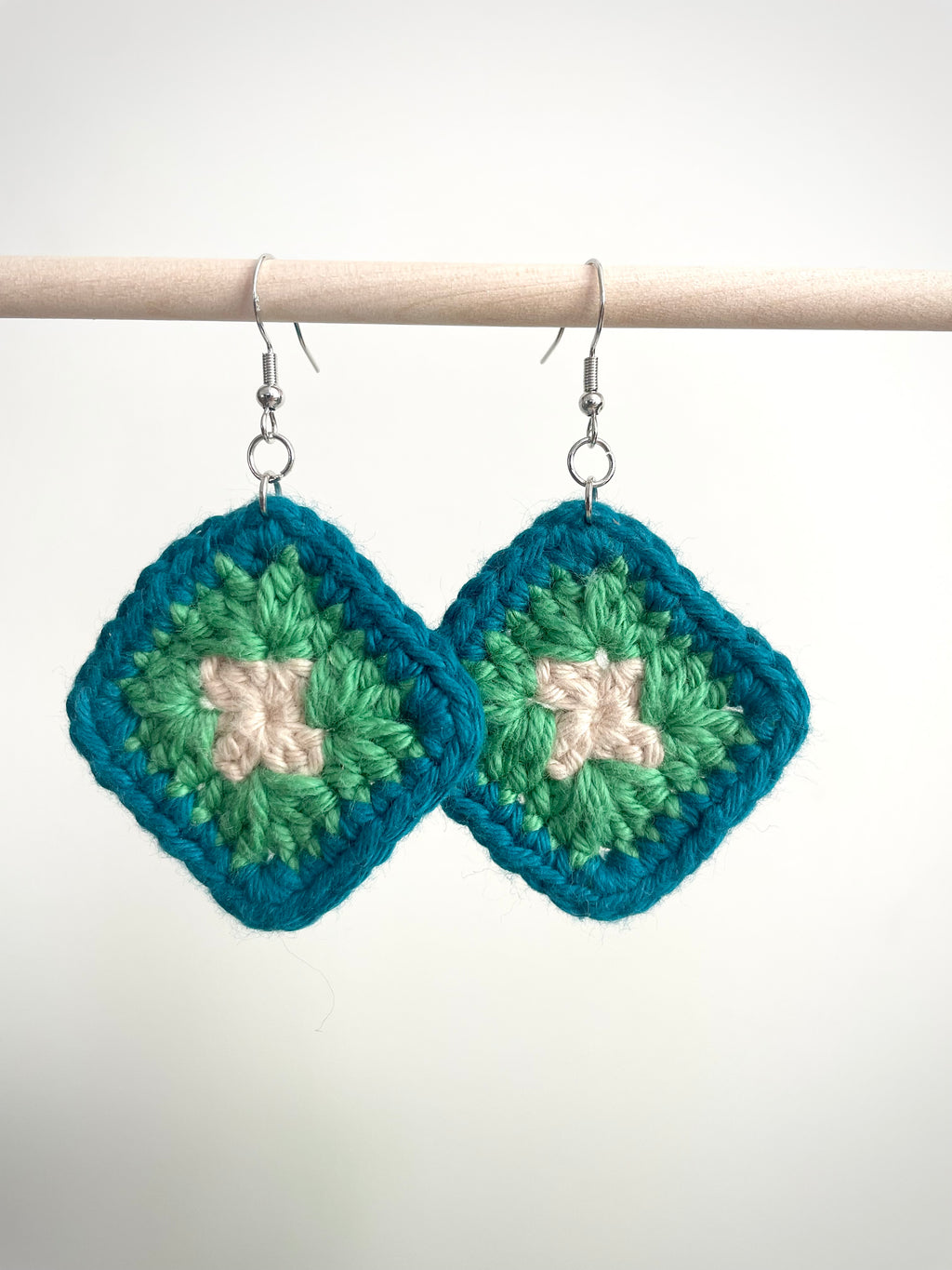 Crochet Little Square Earrings - Cream/Green/Blue