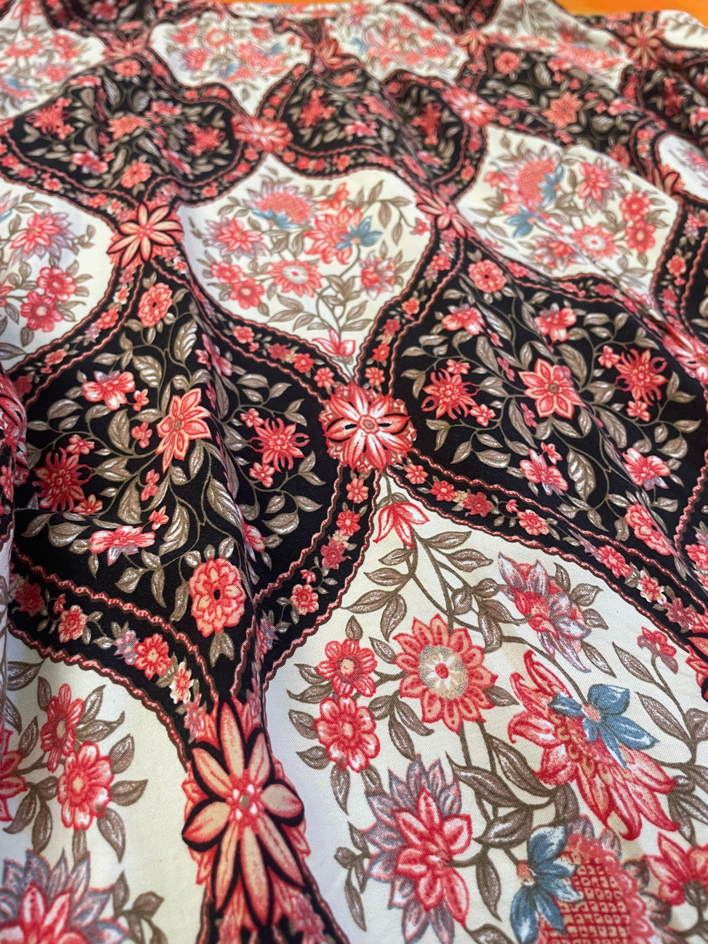 Floral patterned Long Sleeve Hippie Top