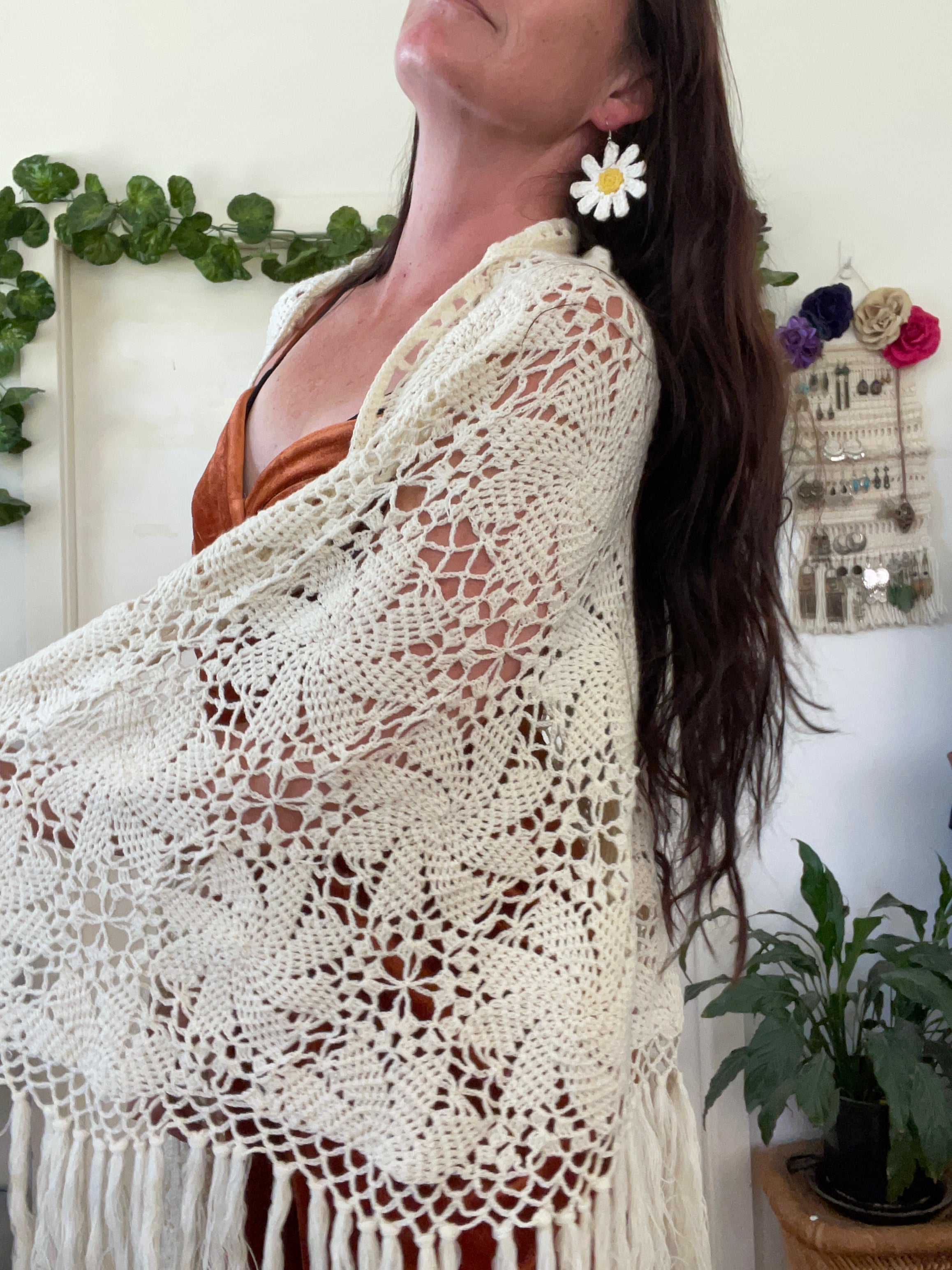 PL cream crochet vintage shawl