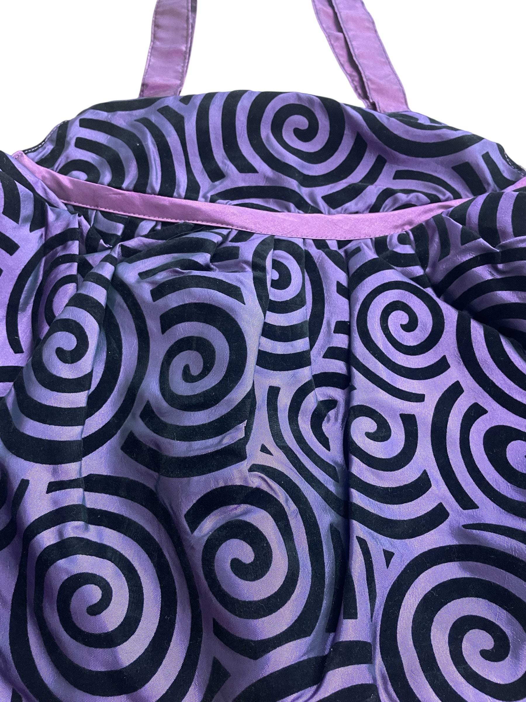 Short Strap Velvet Swirl Shell Hobo Bag
