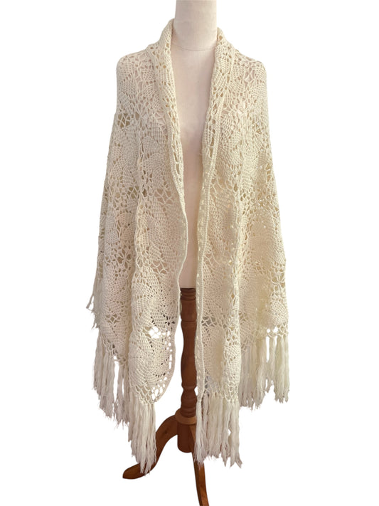 PL cream crochet vintage shawl