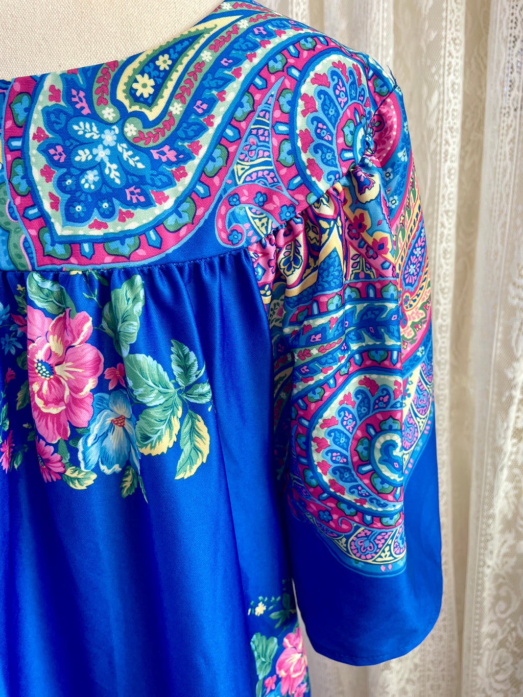 Vintage 1970s Blue Granada New York House Dress with Pockets