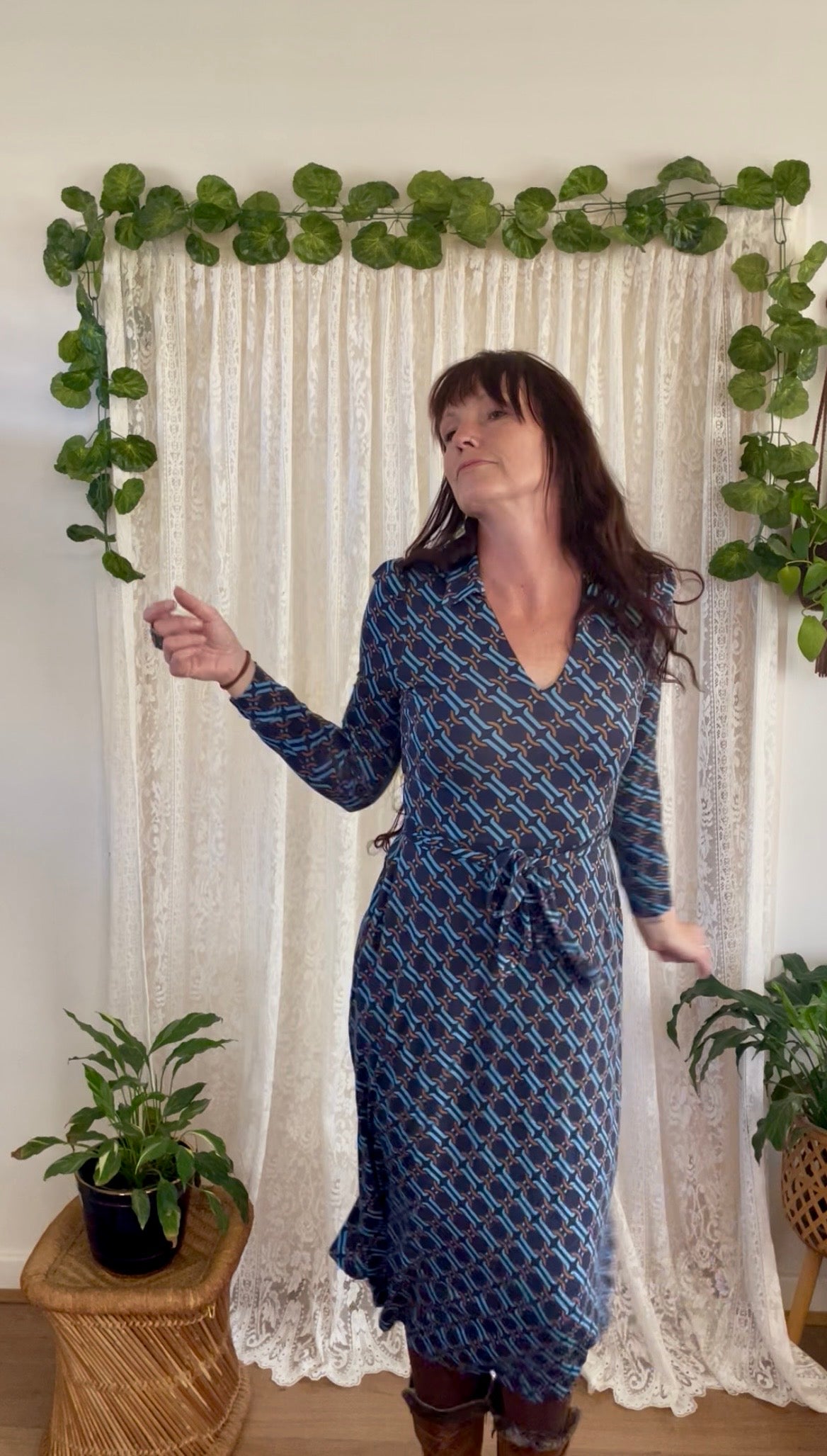 Retro Print Long Sleeve Belted Dress