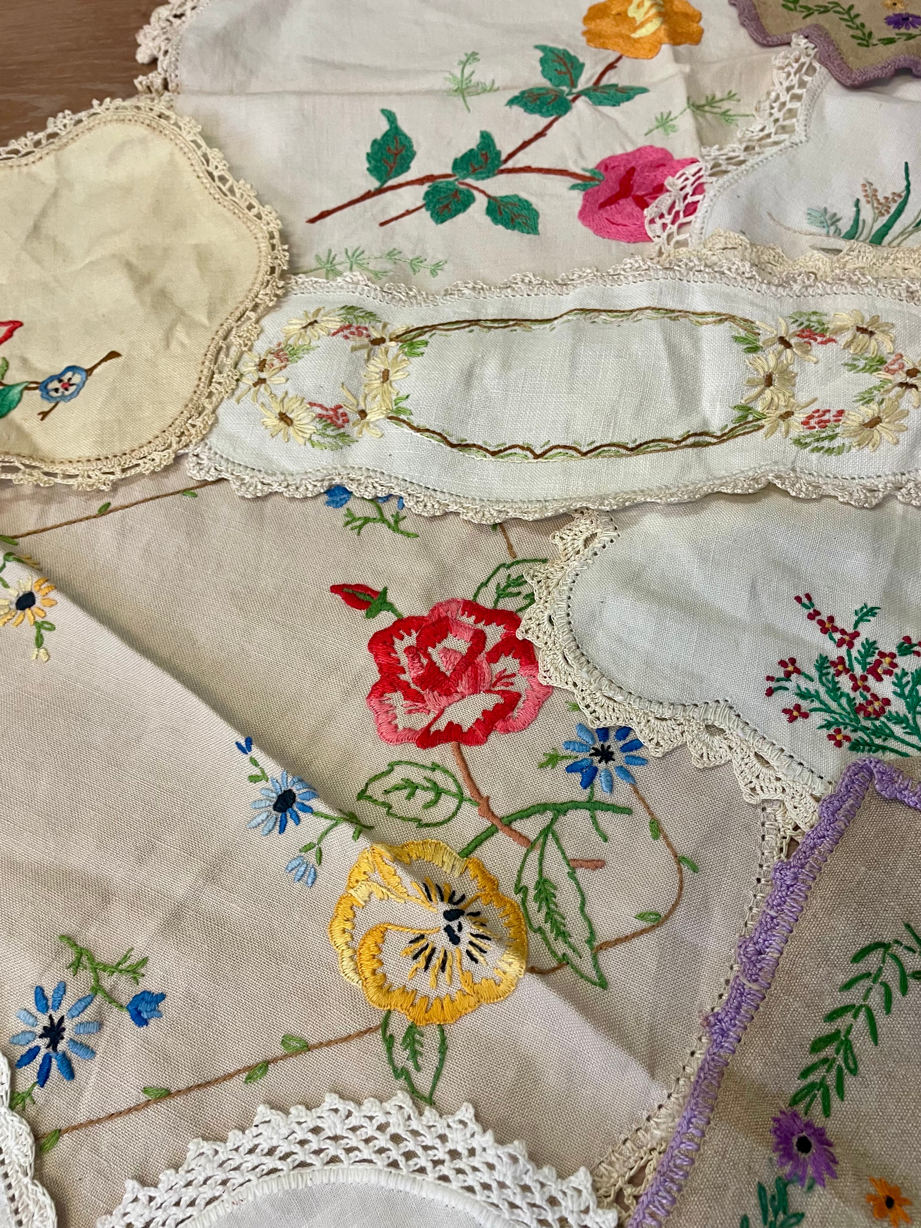 Bulk Lot 13 Vintage Doilies & Table Cloth