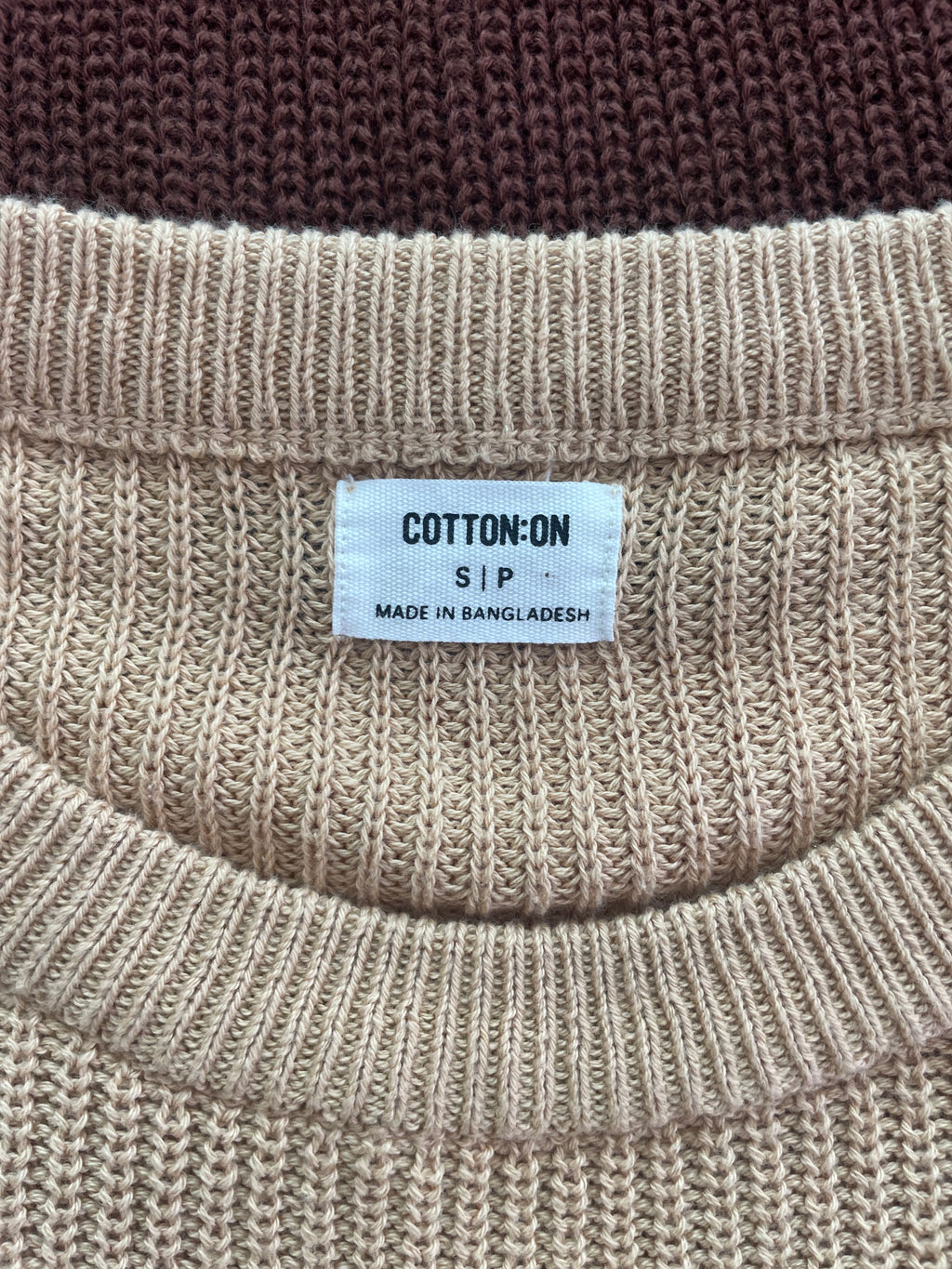 Loose fit retro colour sweater