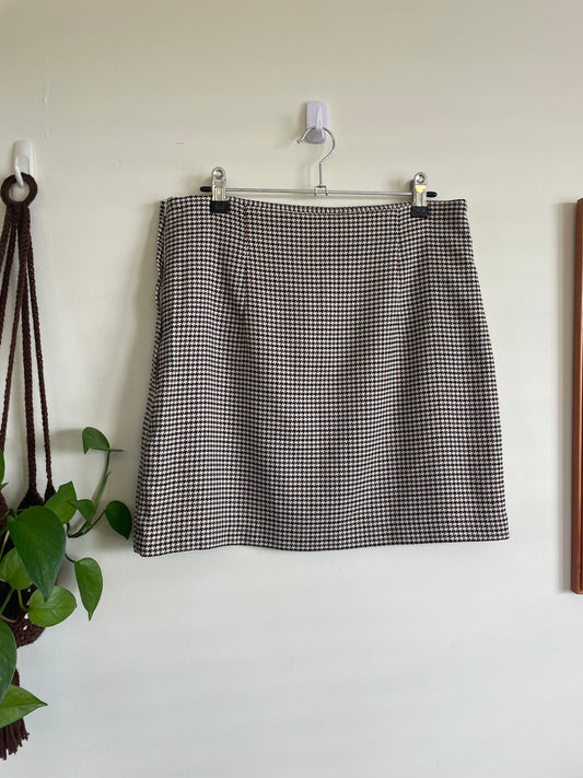 Houndstooth pattern mini Skirt - Sz 12