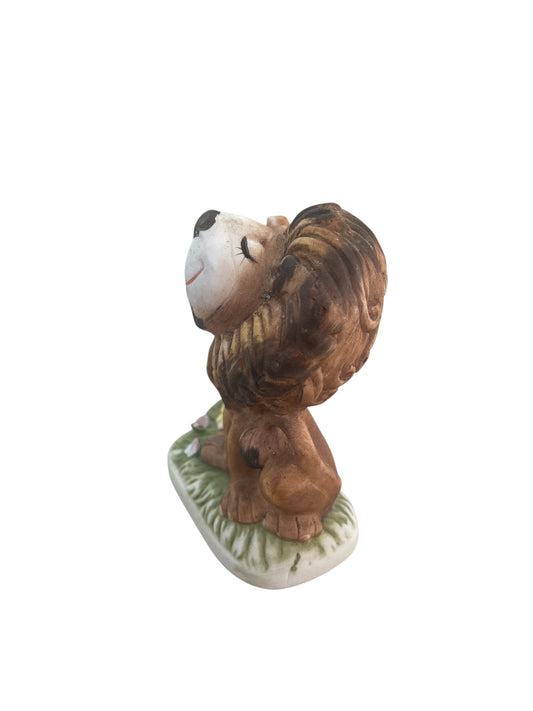 Vintage Kitsch Ceramic Lion with sign