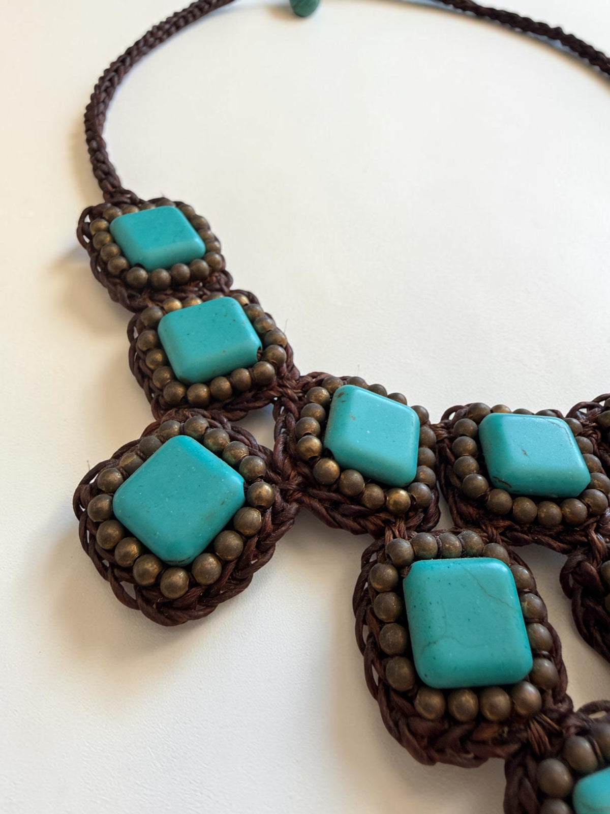 Vintage Y2K Boho Macrame Statement Necklace - Turquoise Howlite Bib Choker
