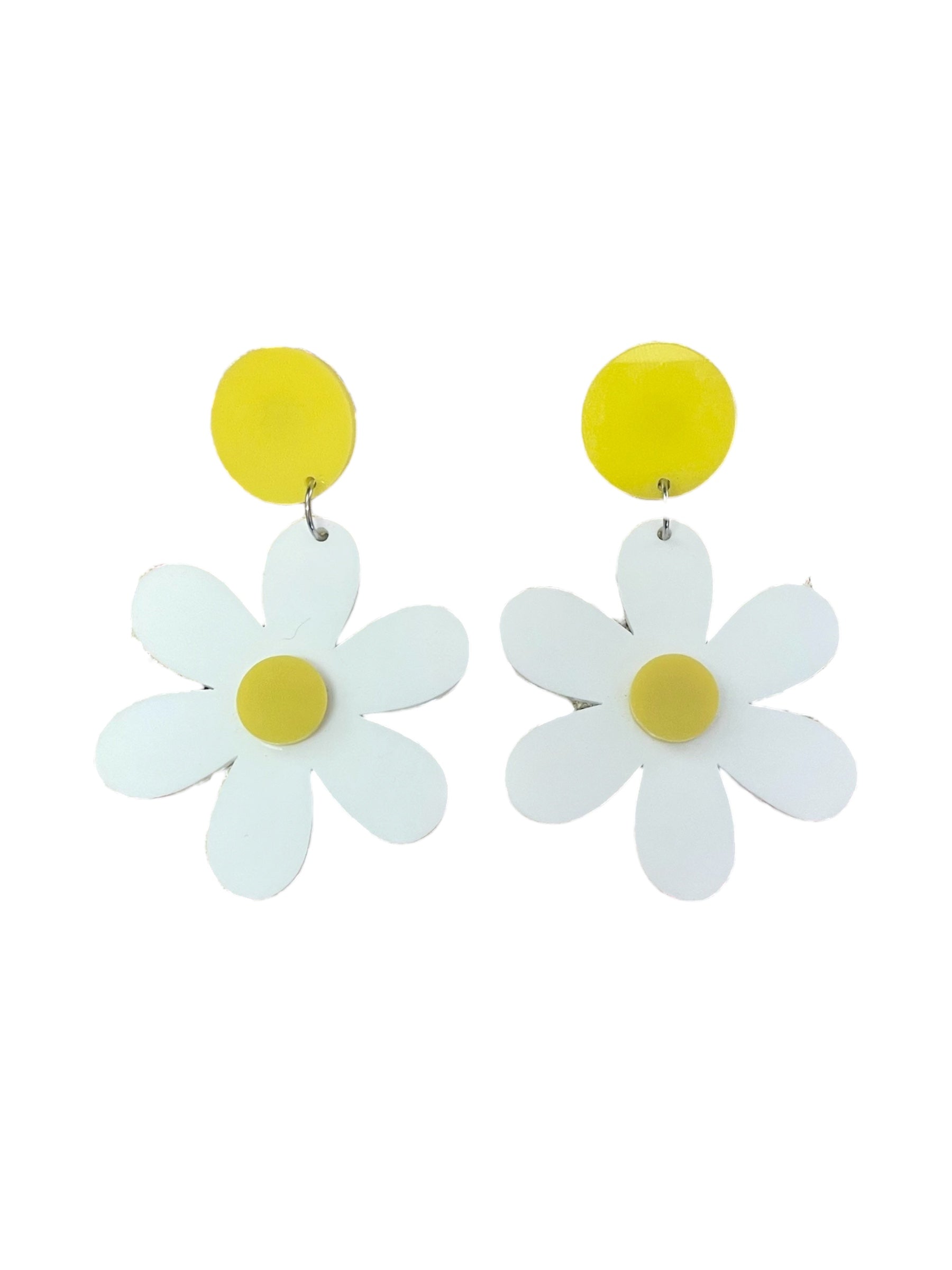 Yellow/White 1960s/1970s inspired flower earrings