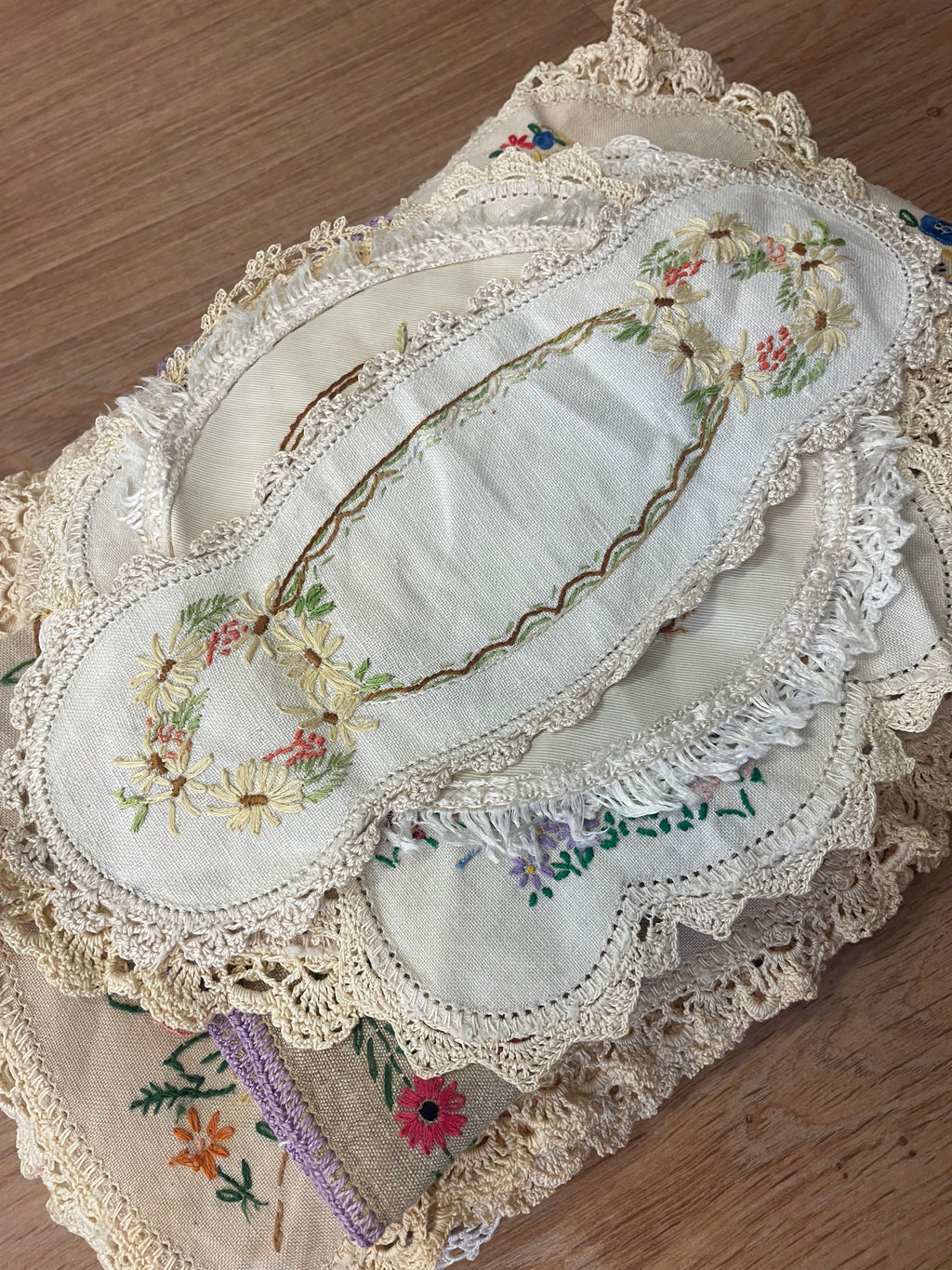 Bulk Lot 13 Vintage Doilies & Table Cloth