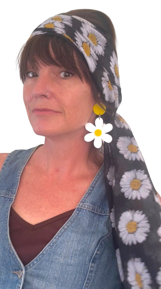 Yellow/White 1960s/1970s inspired flower earrings
