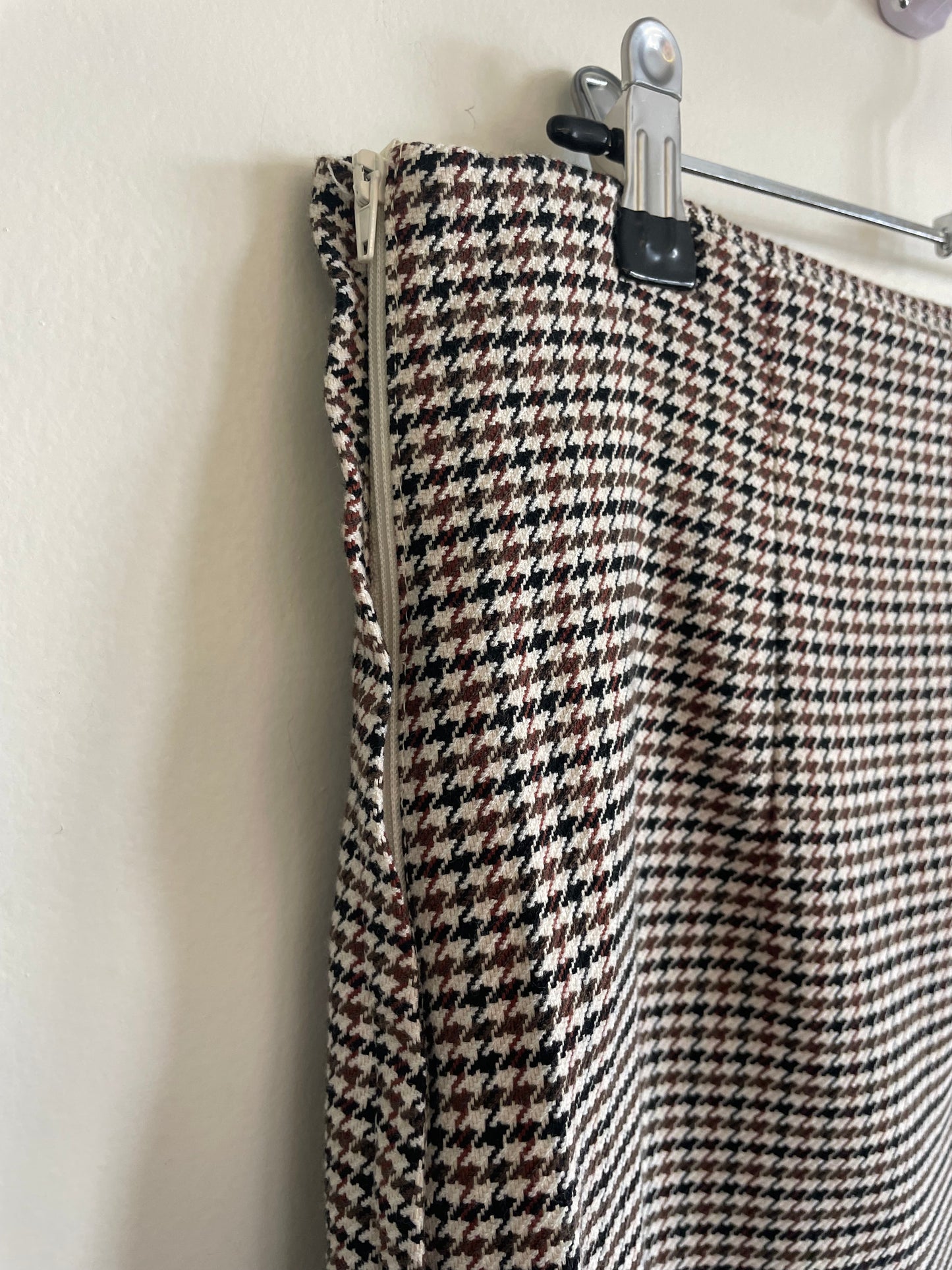 Houndstooth pattern mini Skirt - Sz 12