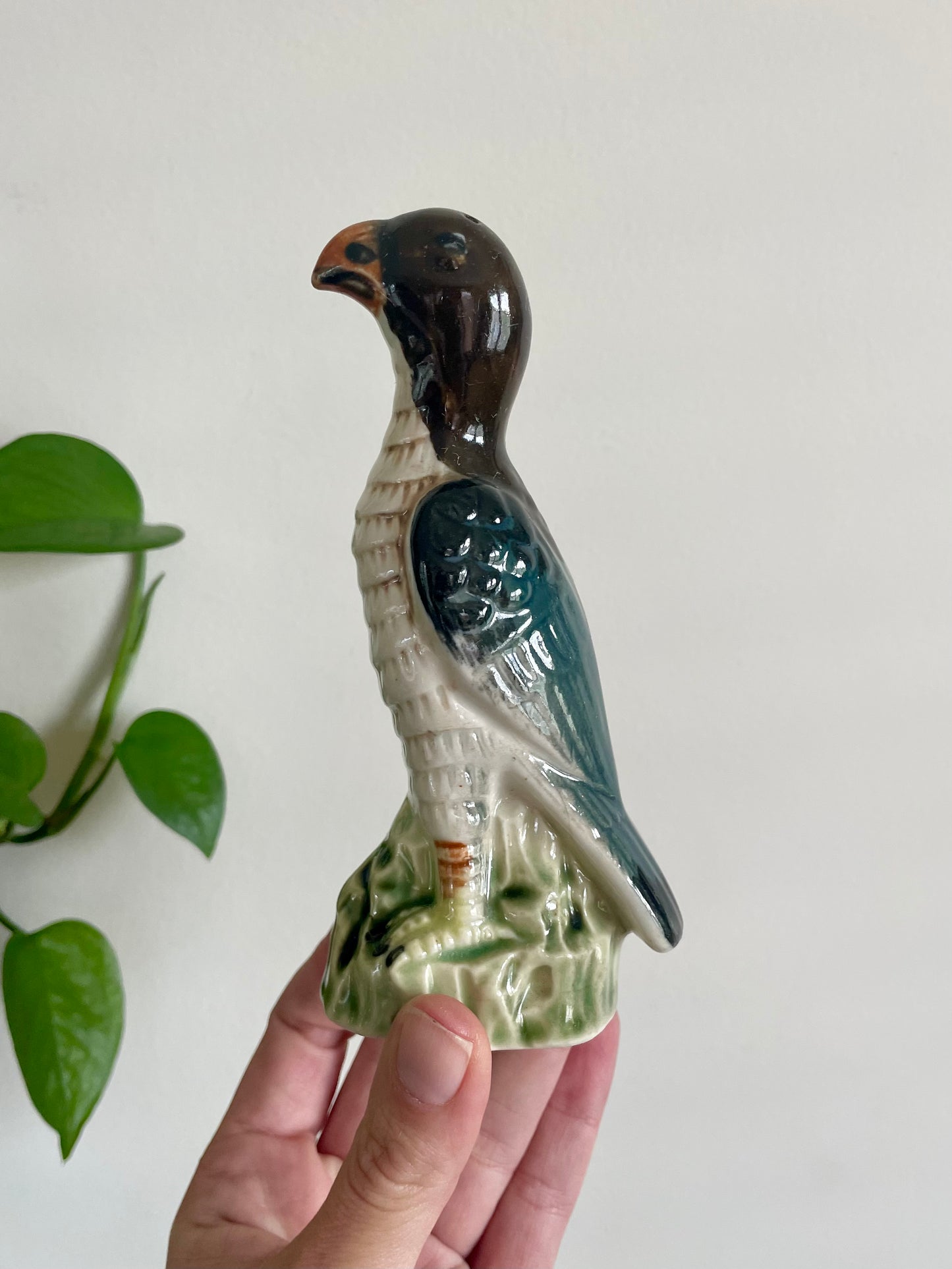 Mid Century Falcon Statue/Pepper shaker