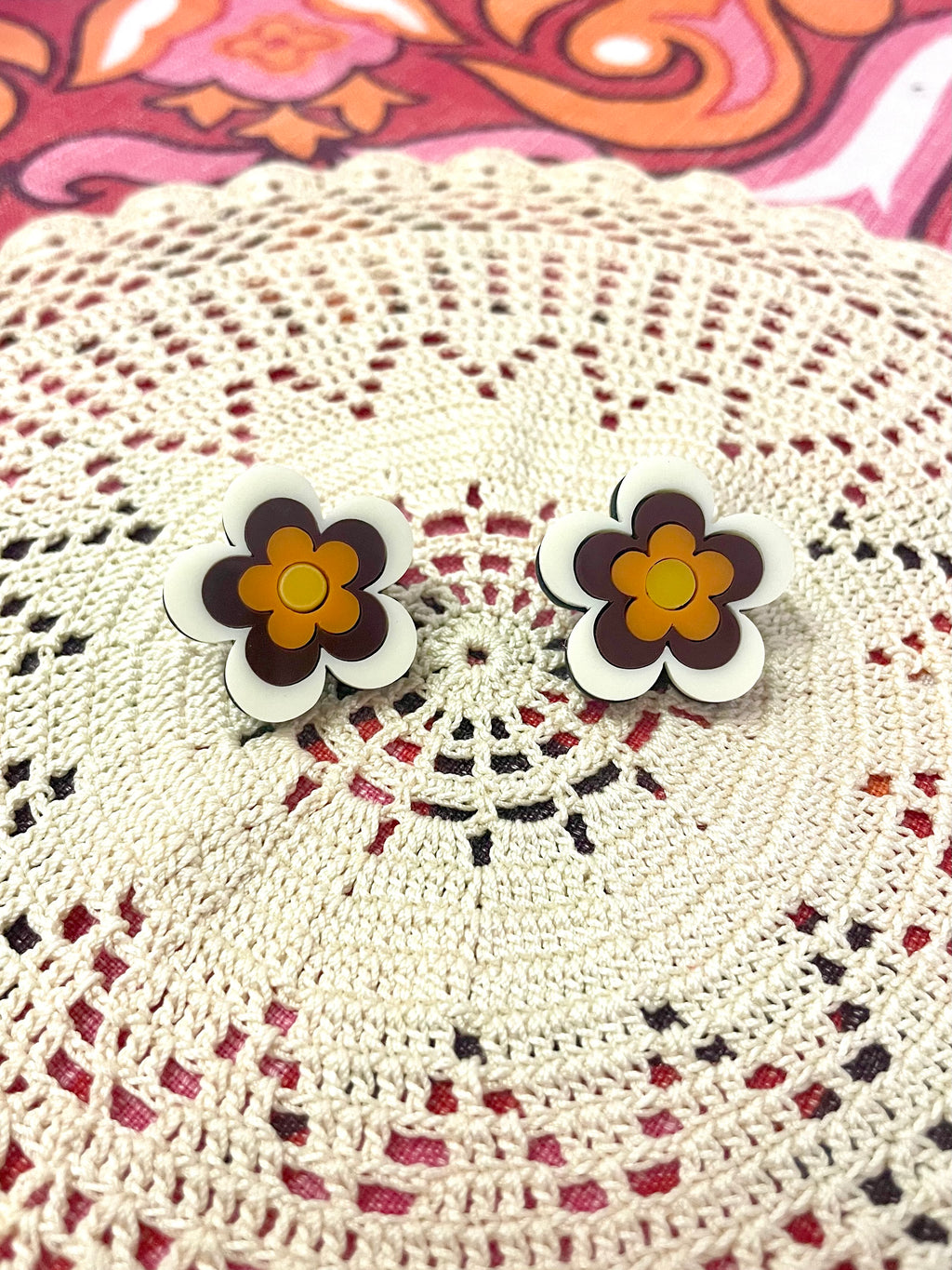 Retro Groovy Flower stud earrings